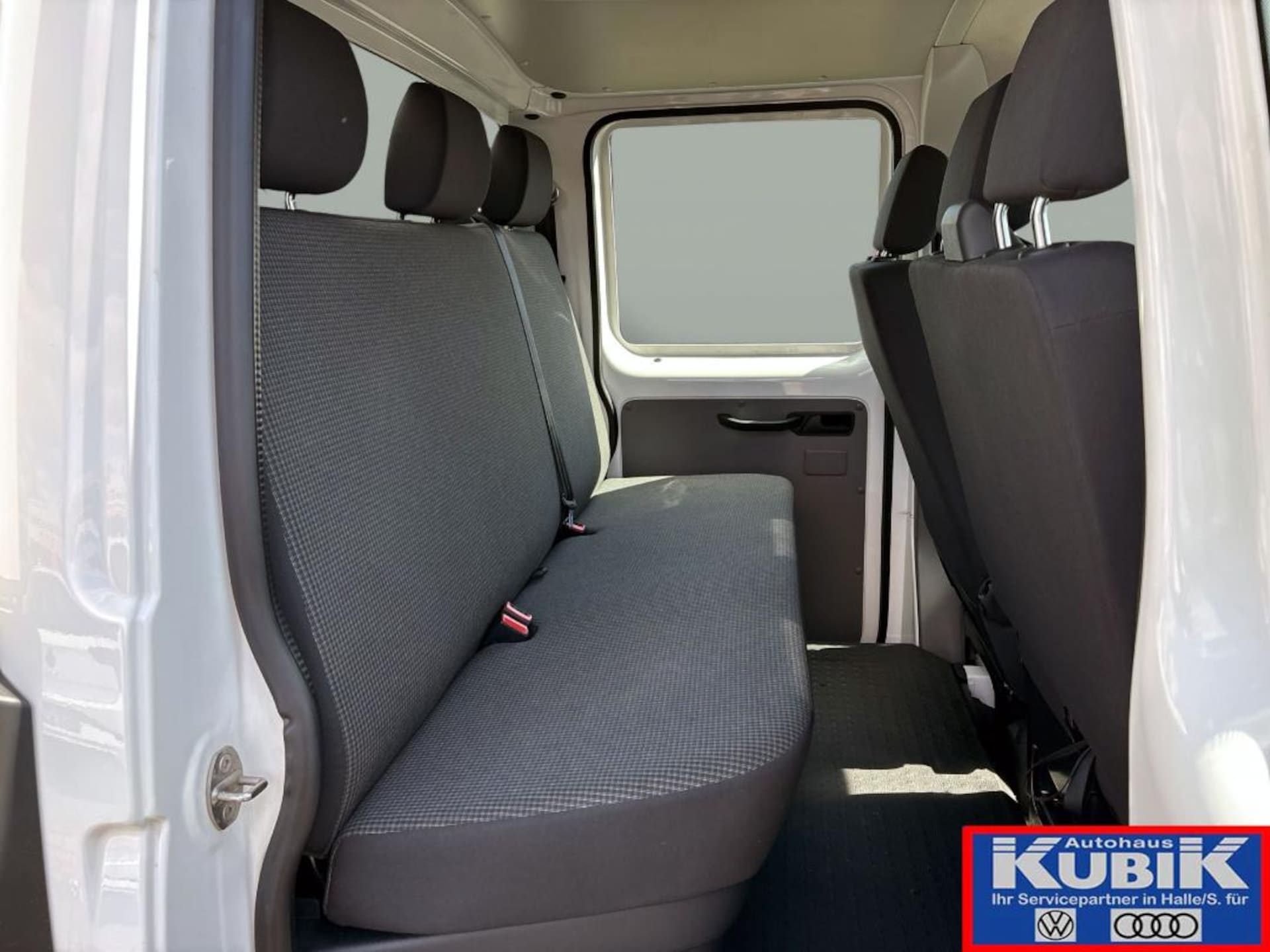 Volkswagen T6.1 Transporter Pritschenwagen Doppelkabine