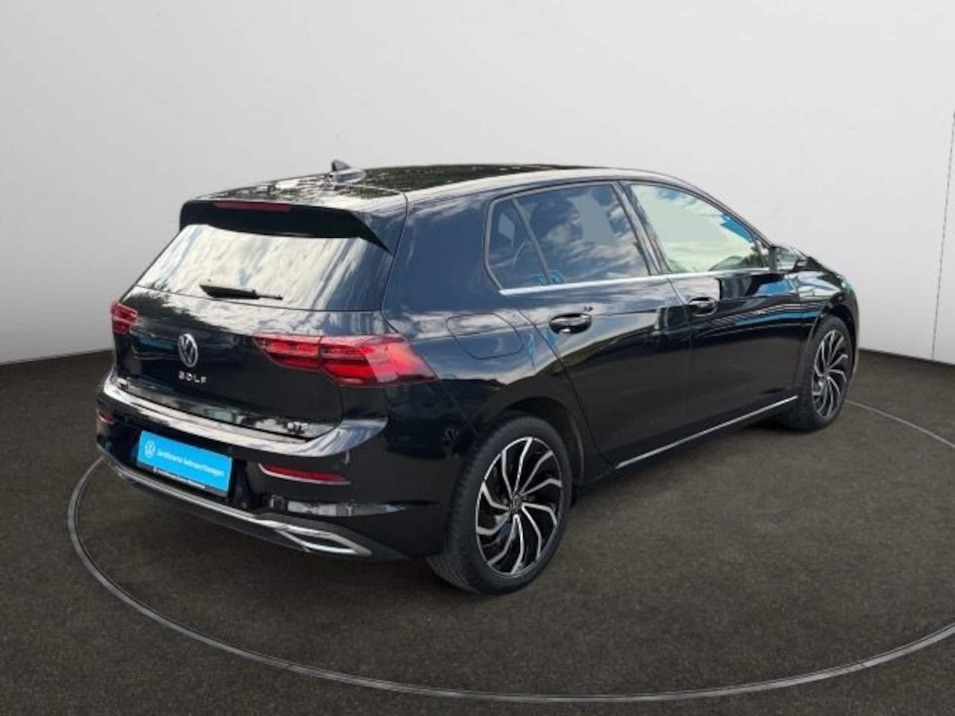 Volkswagen Golf Style