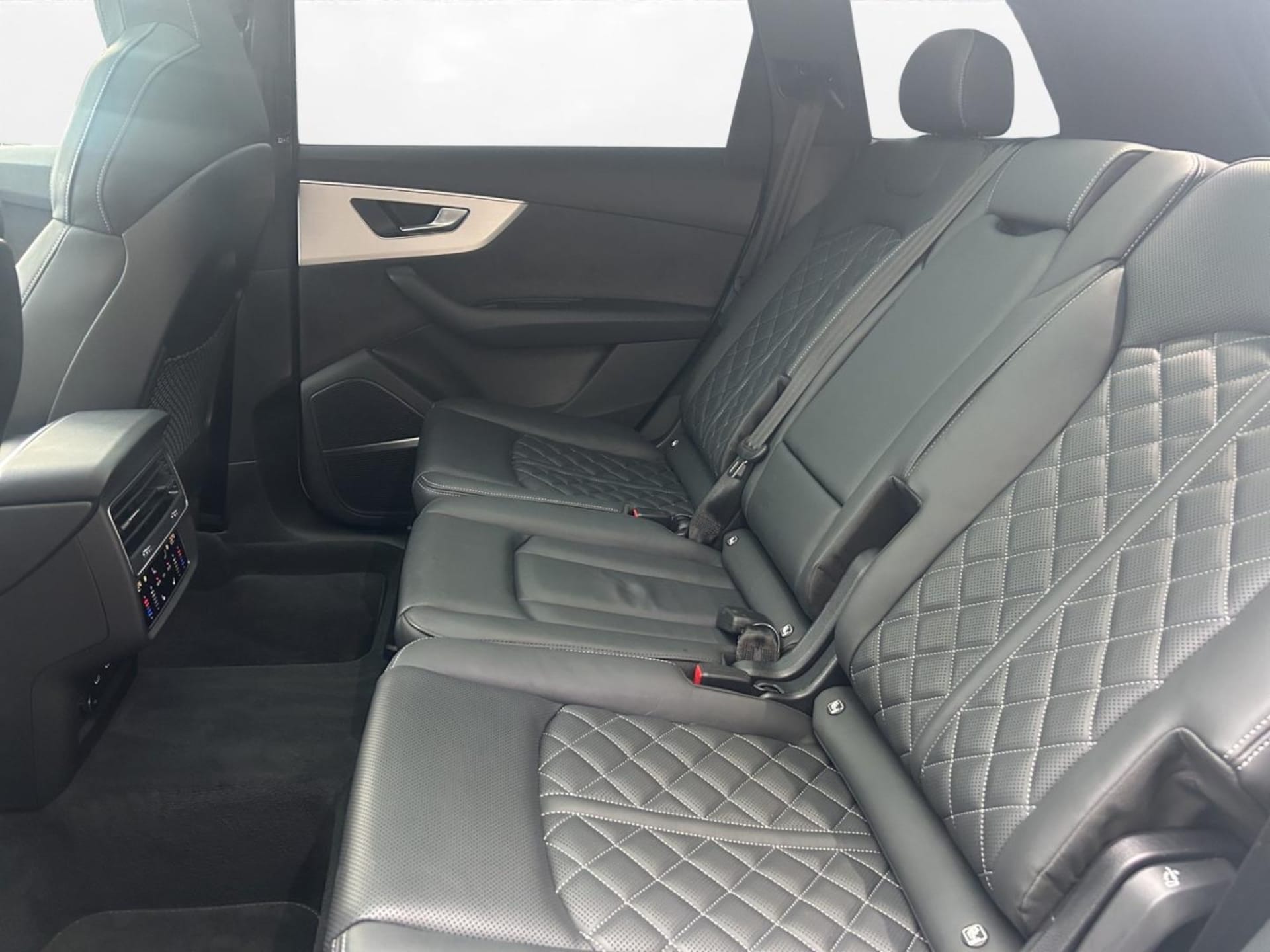 Audi SQ7 SUV