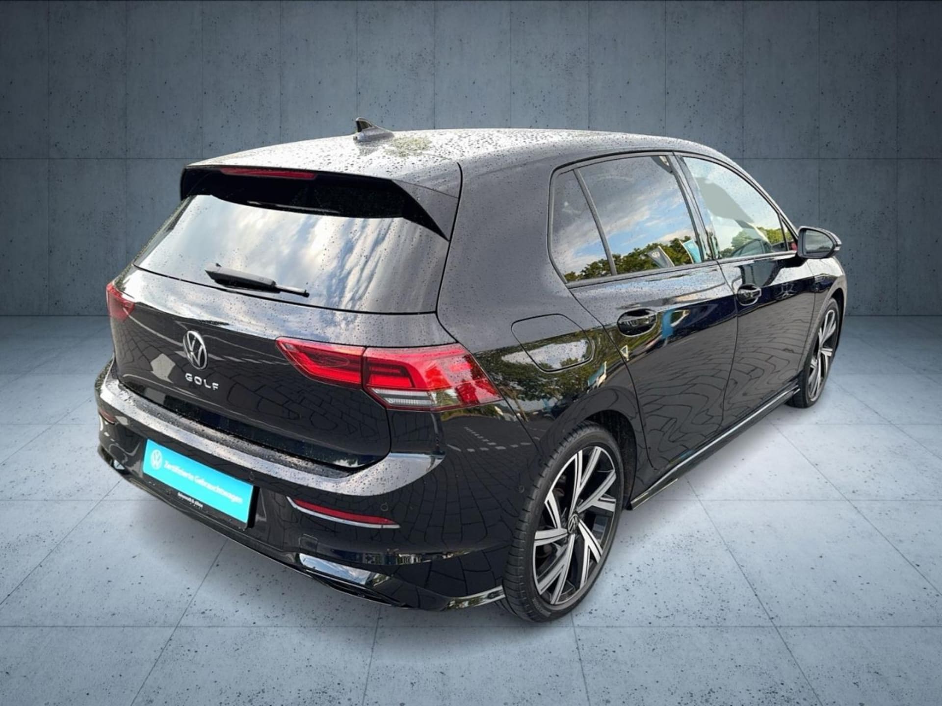 Volkswagen Golf R-Line