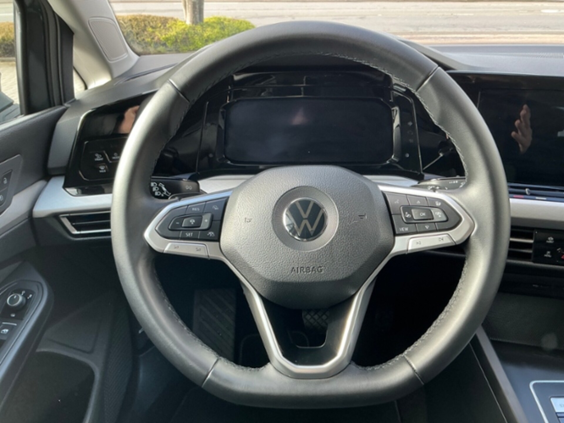 Volkswagen Golf Variant Life