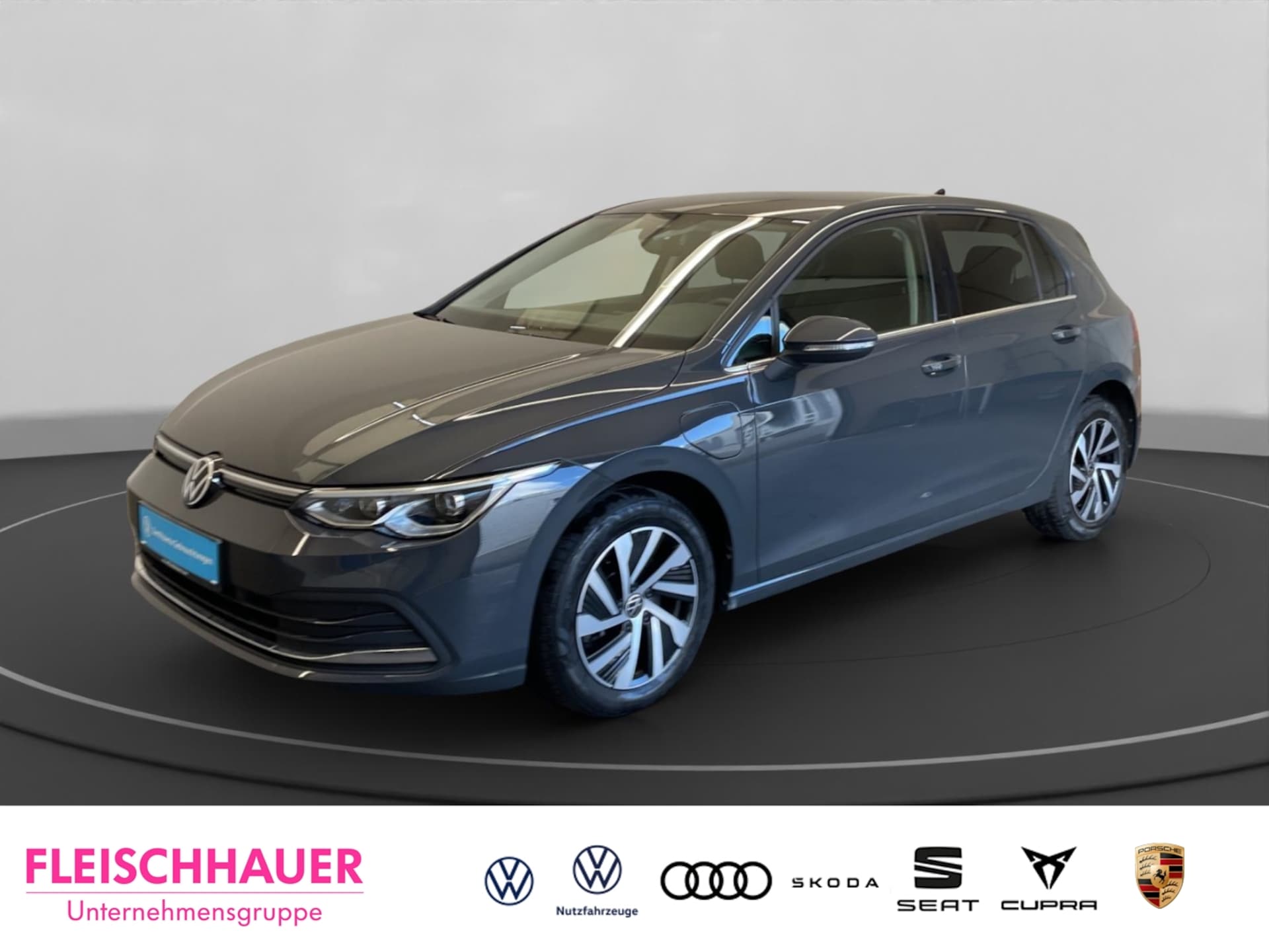 Volkswagen Golf — Volkswagen Golf VIII 1,4 eHybrid Style eHybrid LED Navi Tel.-Vorb. DAB Temp ACC CarPlay