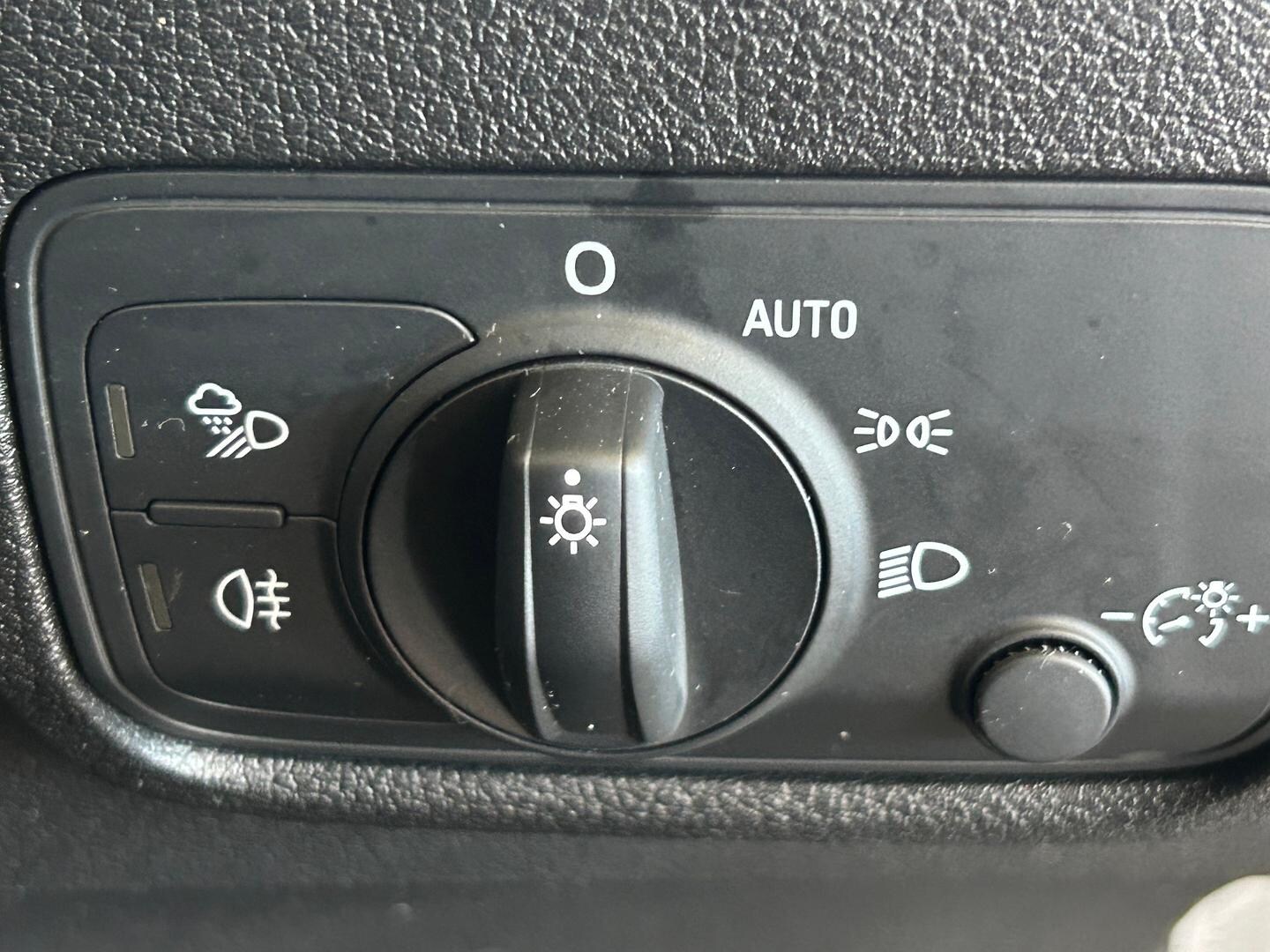 Image about Audi Q2 35 TFSI S tronic