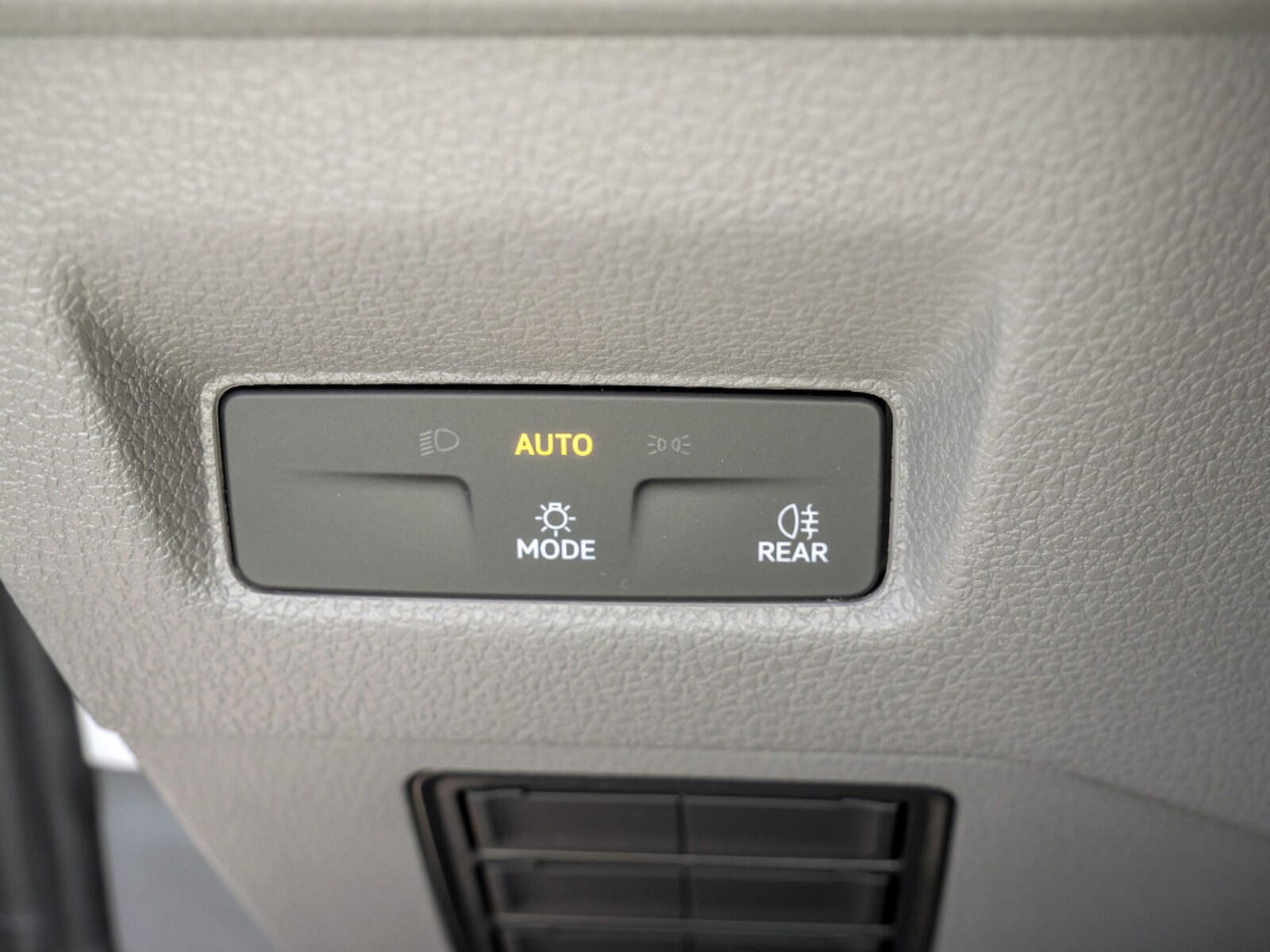 Volkswagen Crafter Kasten langer Radstand – Bild 18