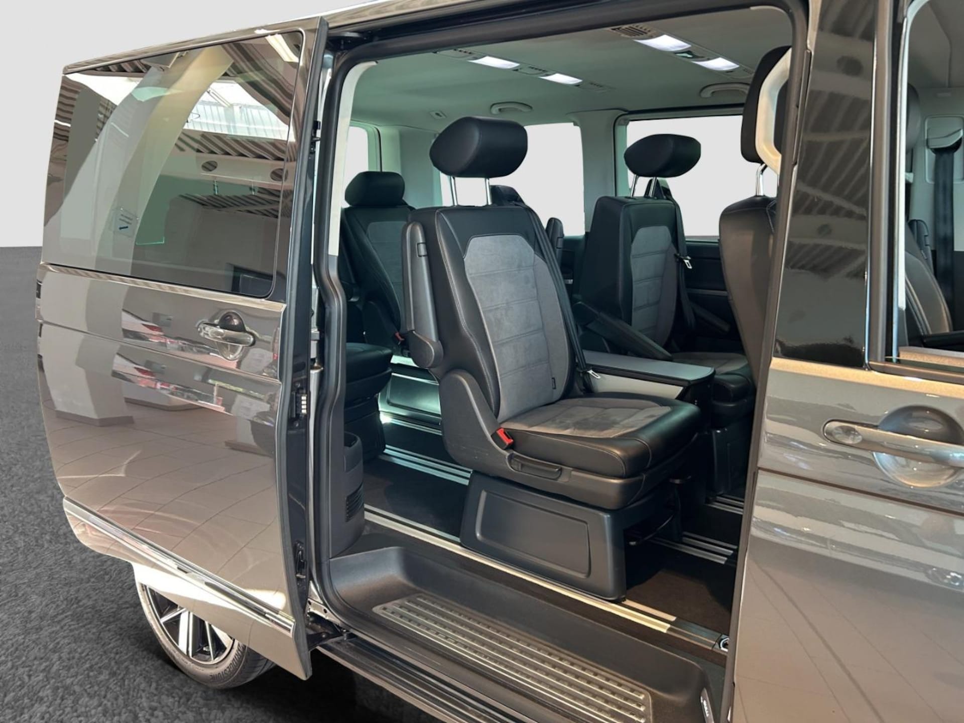 Volkswagen T6.1 Multivan Highline