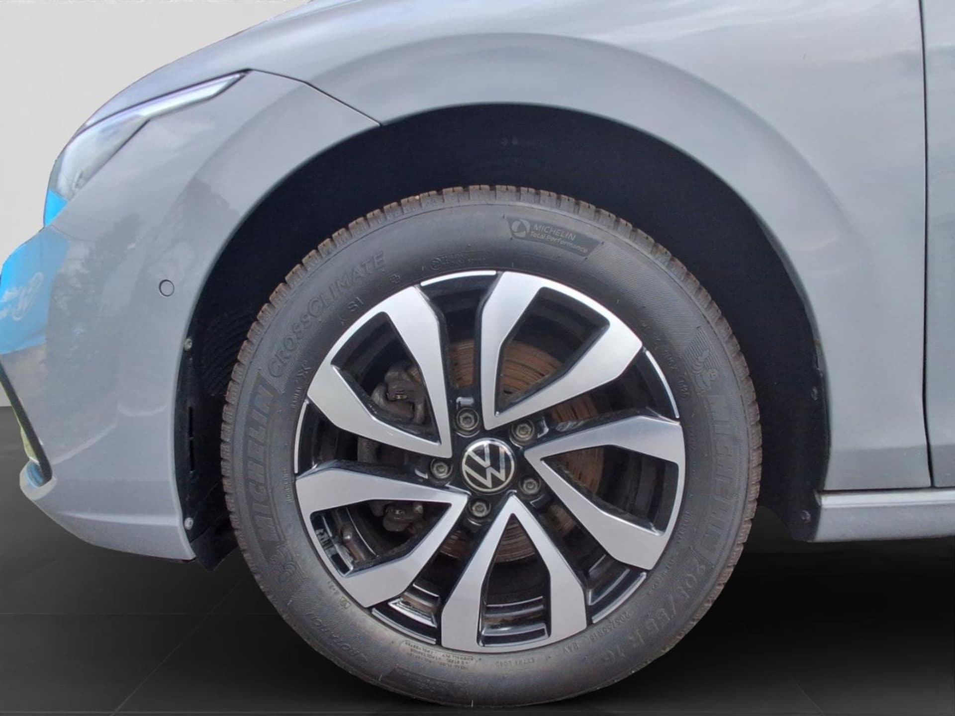 Volkswagen Golf Active
