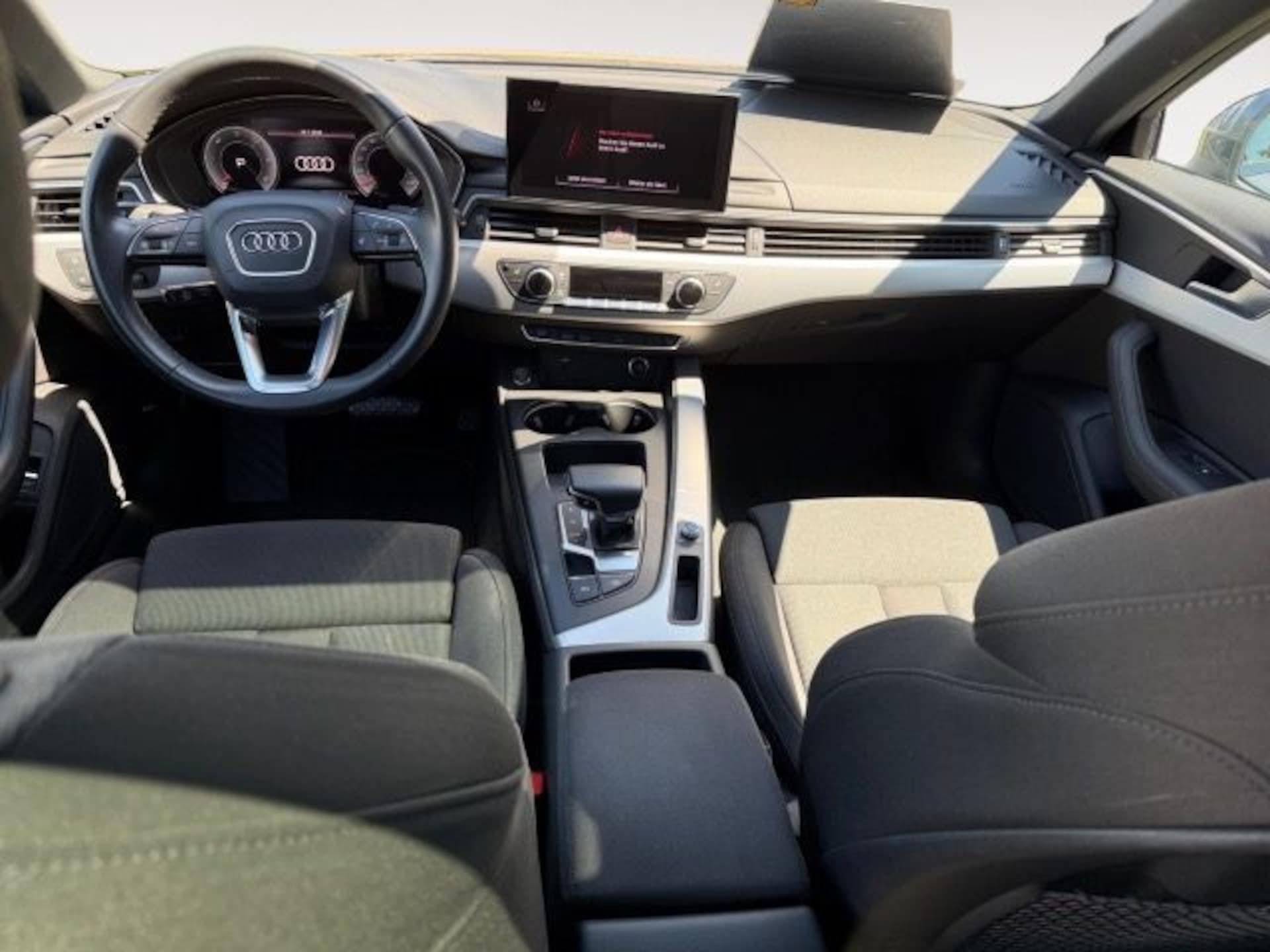 Audi A4 Avant S line