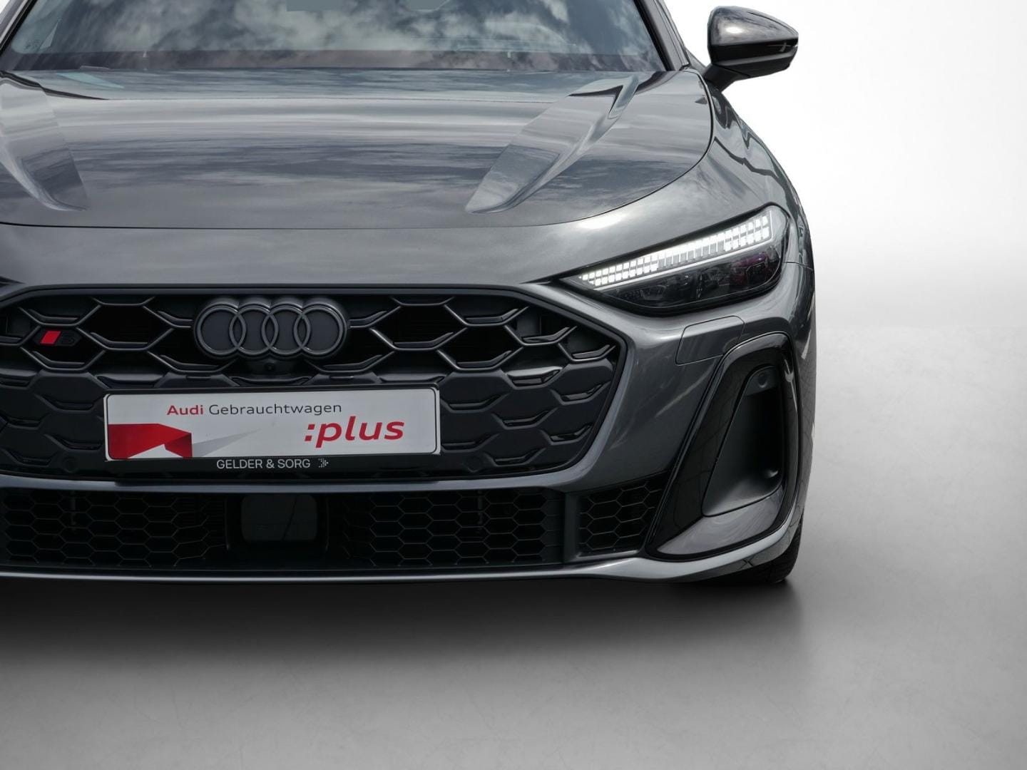 Bild über Audi S5 Limousine TFSI 270 kW S tronic - für weitere Informationen kontaktieren Sie den Audi Partner