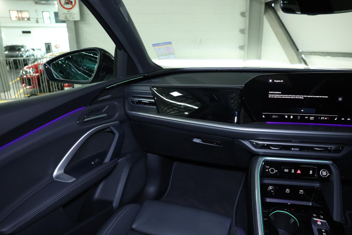 Image about Audi Q5 SUV TFSI quattro 200 kW sport