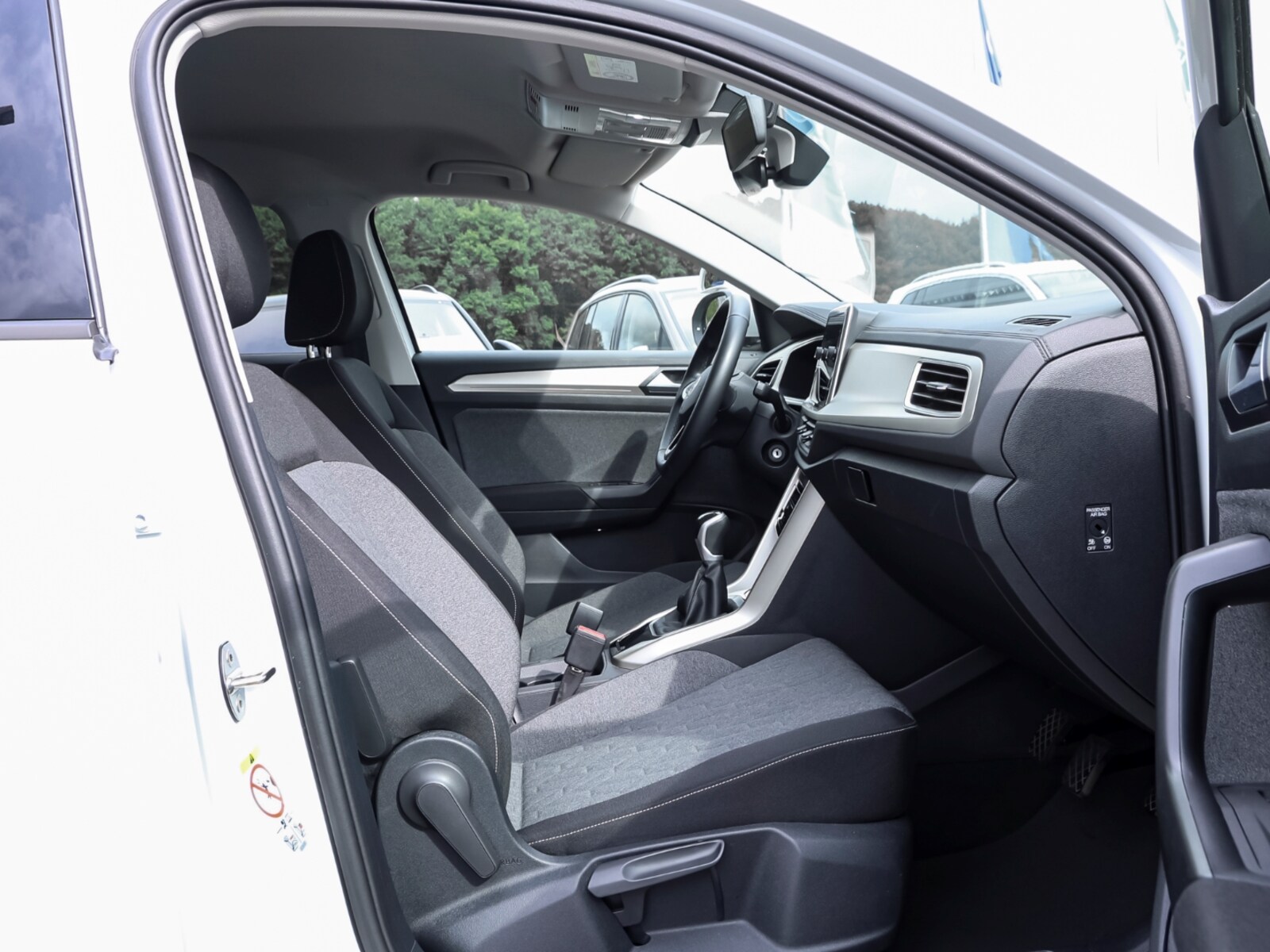 Volkswagen T-Roc – Bild 3