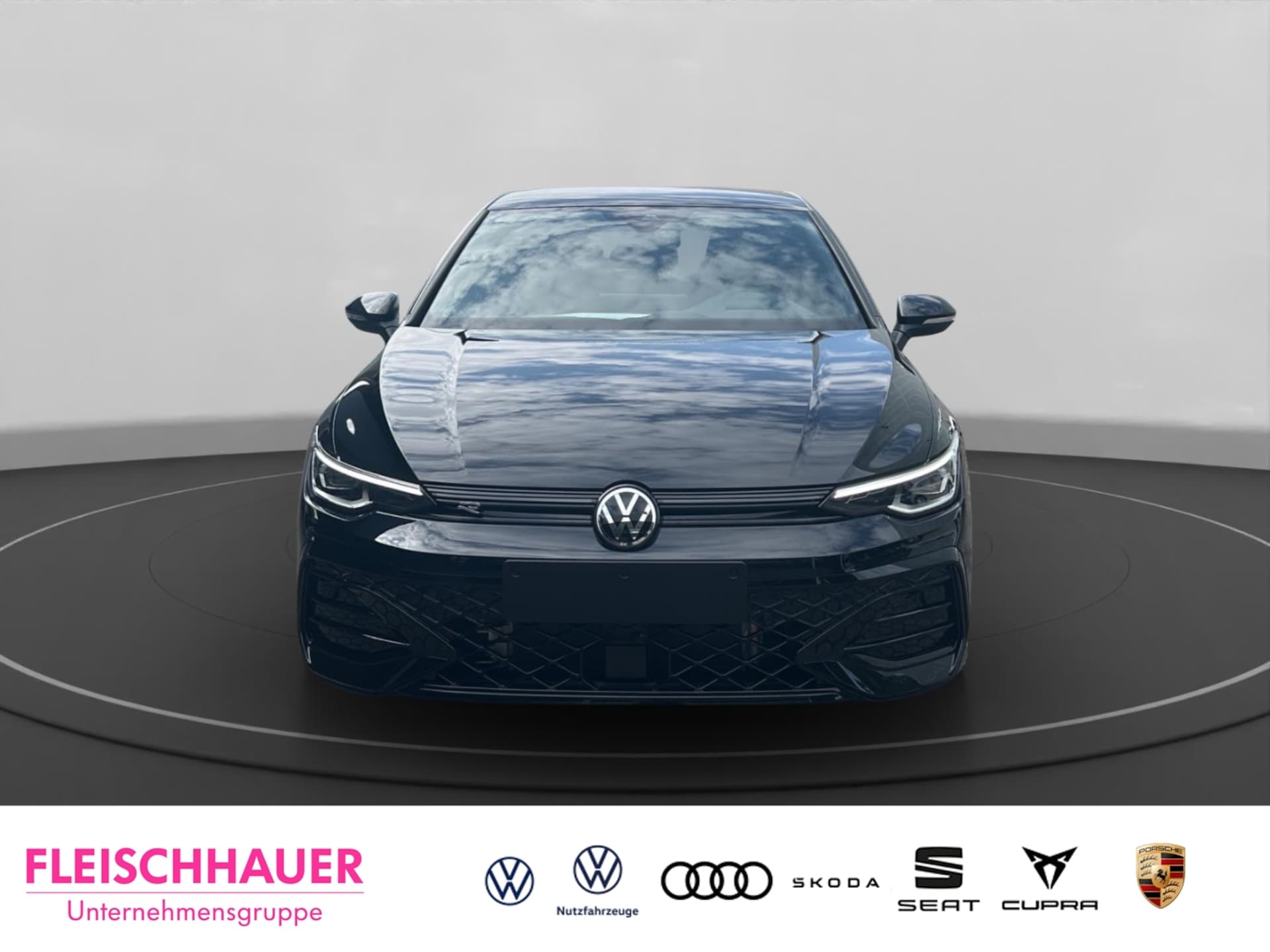 Volkswagen Golf R-Line