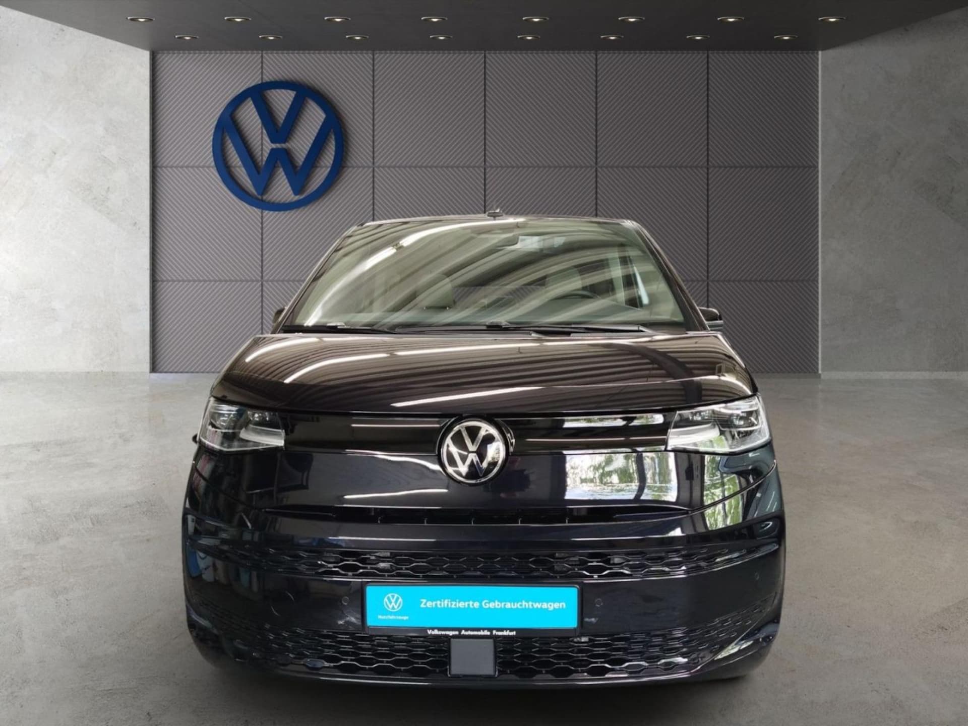 Volkswagen Multivan Basis-Modell
