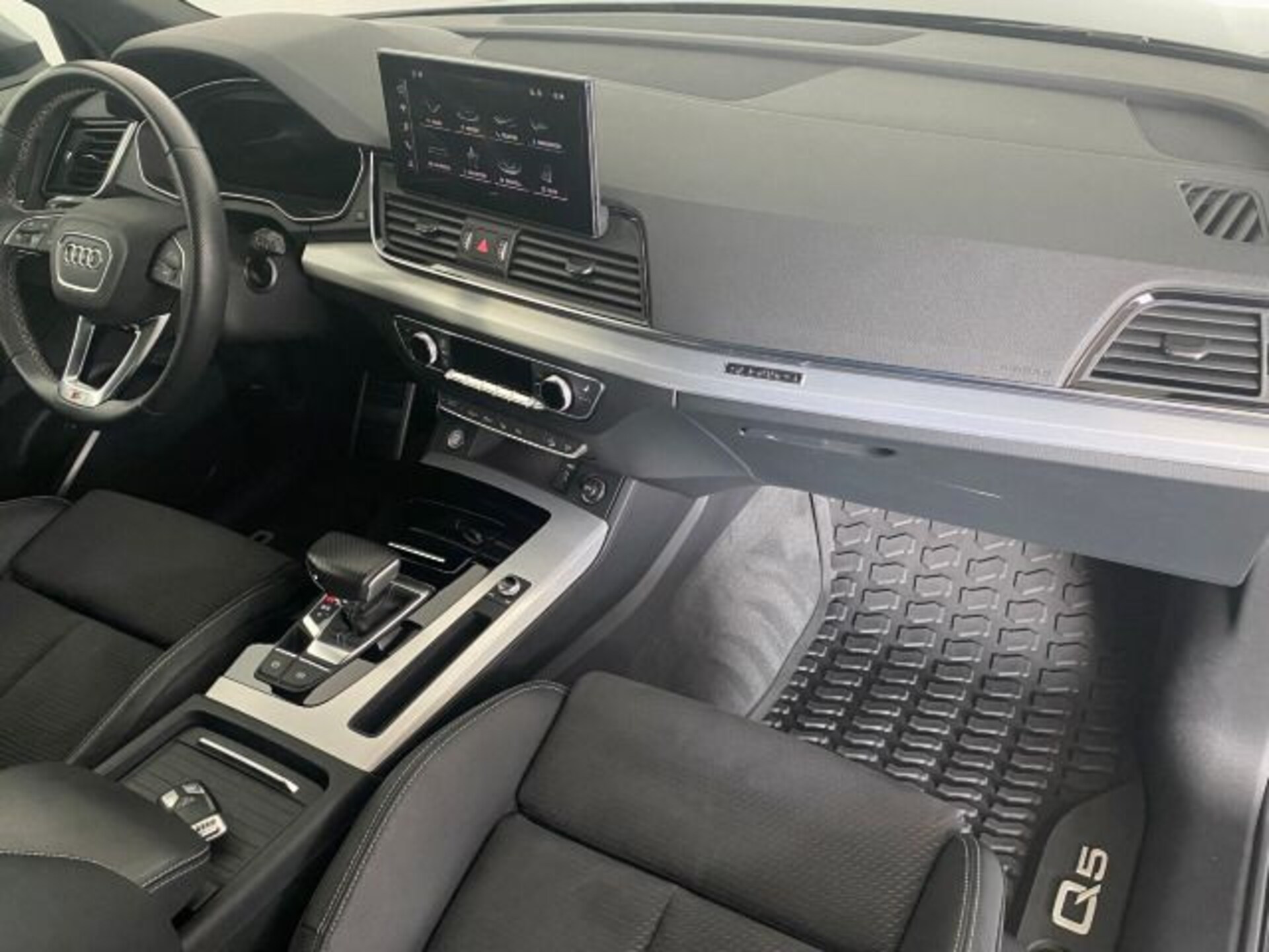 Audi Q5 Sportback S line