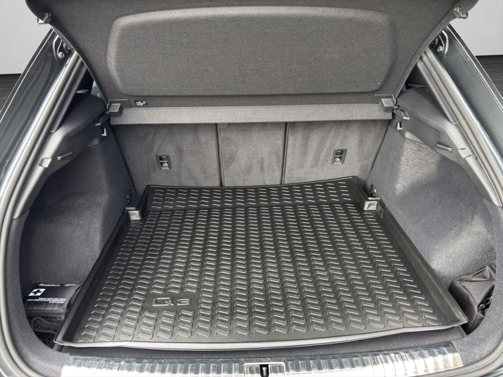 Audi Q3 SUV S line