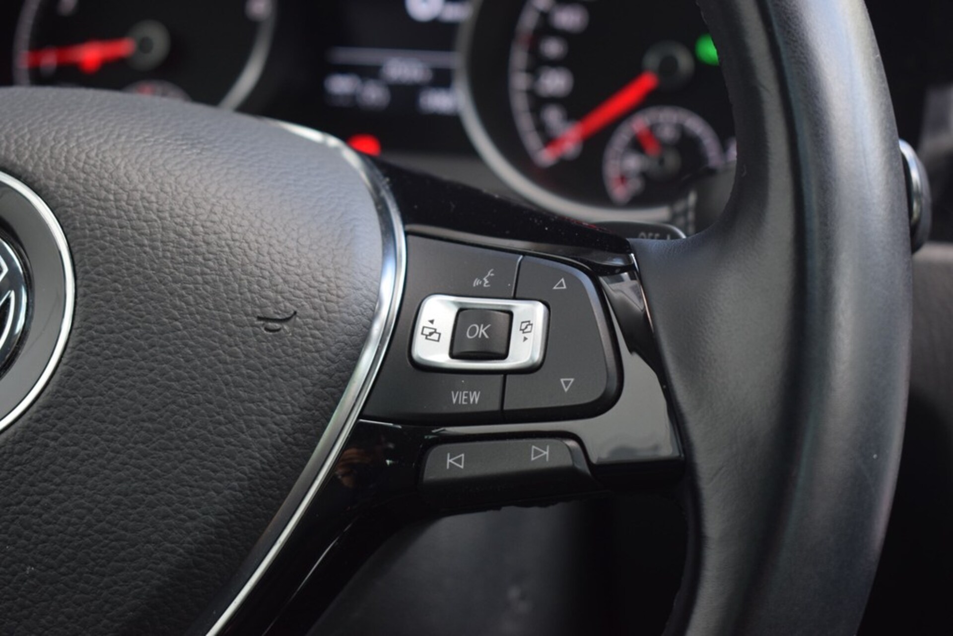 Volkswagen Golf IQ.DRIVE