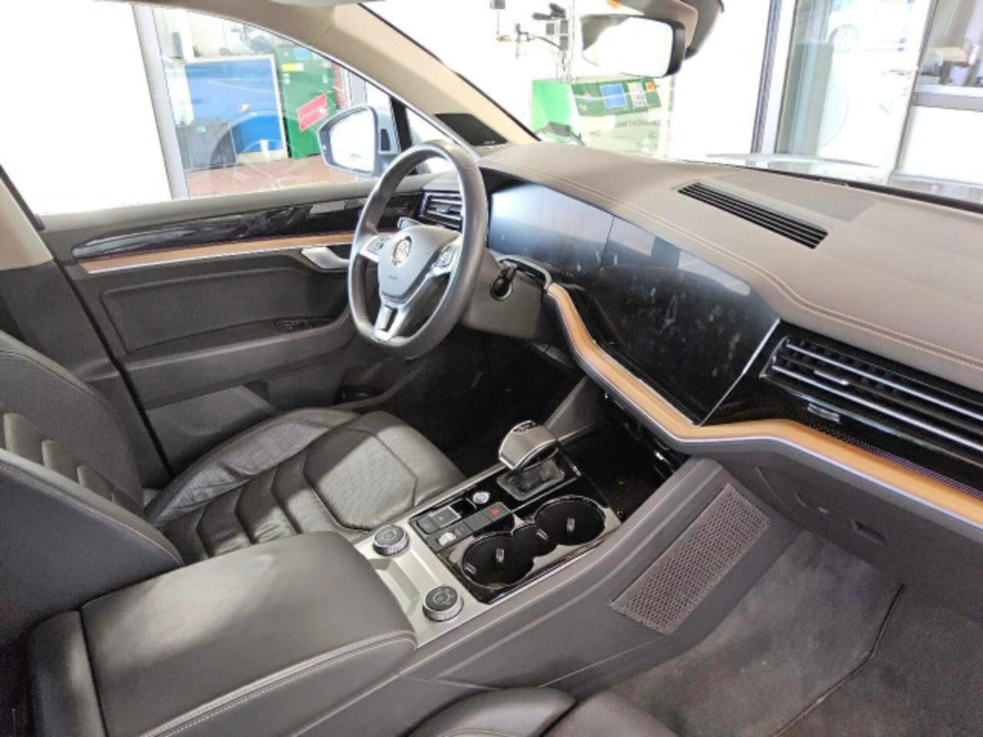 Volkswagen Touareg Basis-Modell