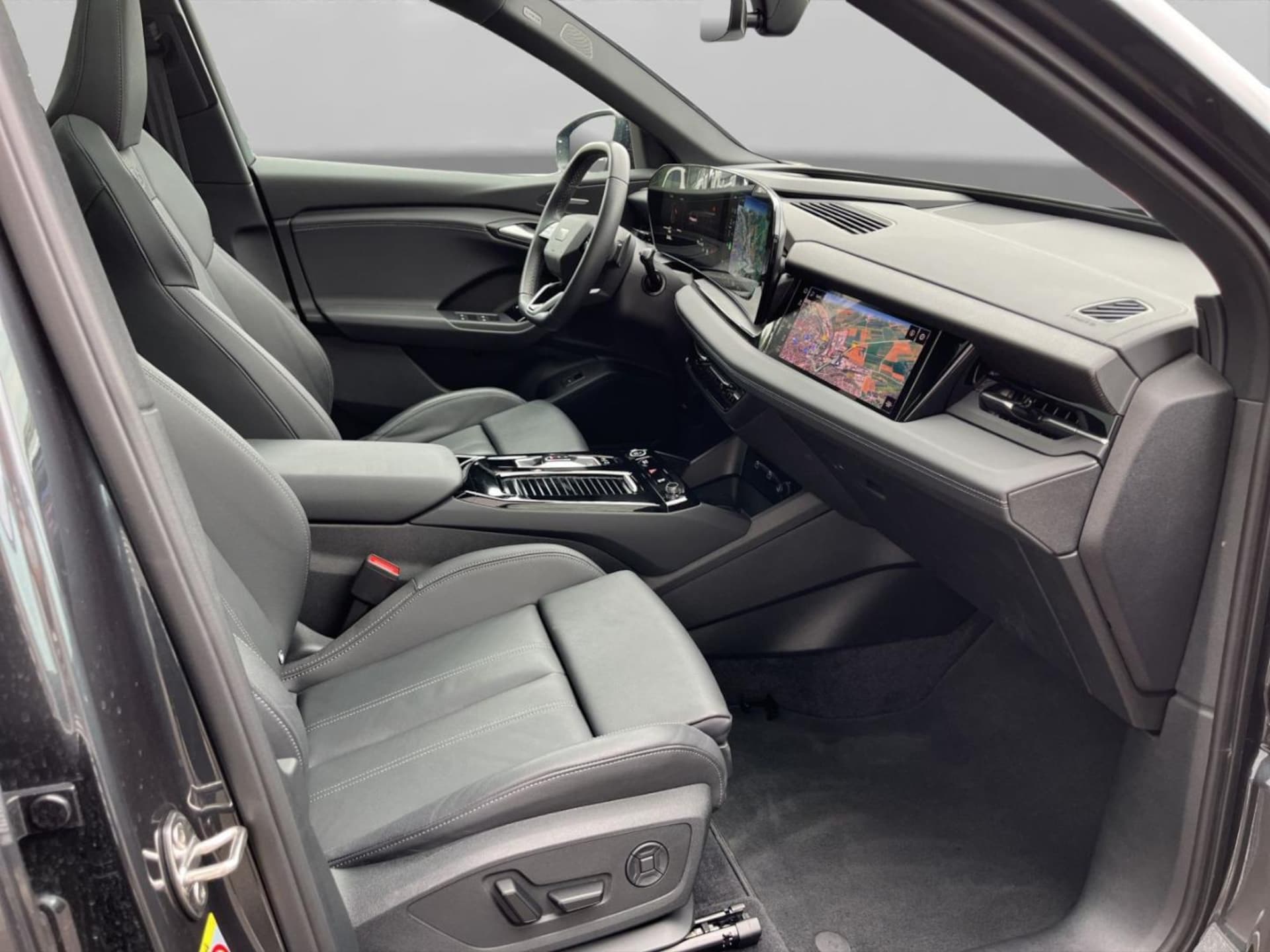 Audi Q6 SUV e-tron