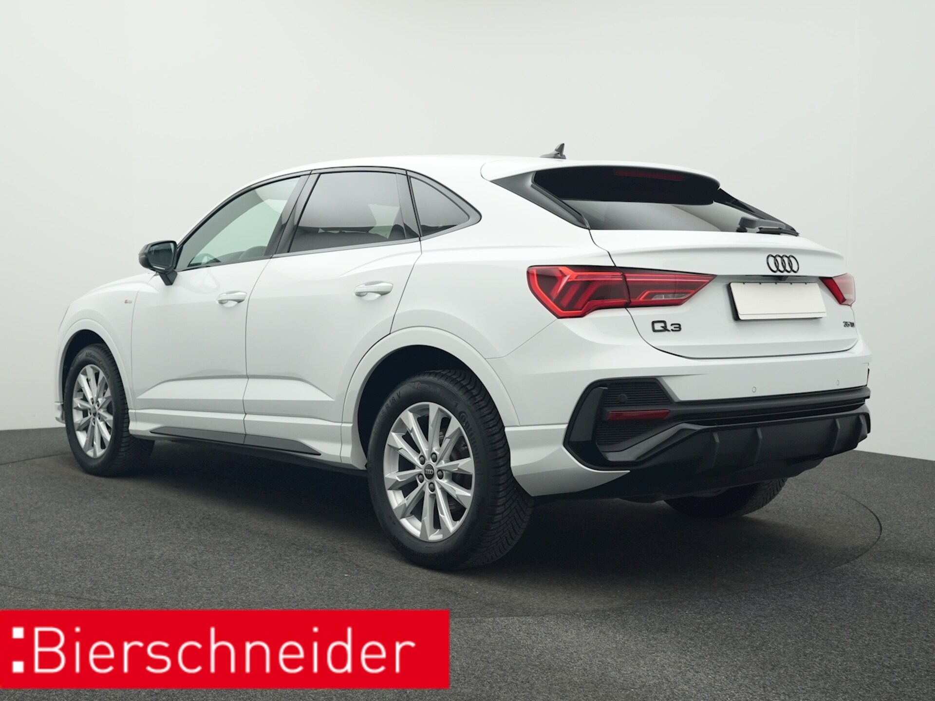 Audi Q3 Sportback S line