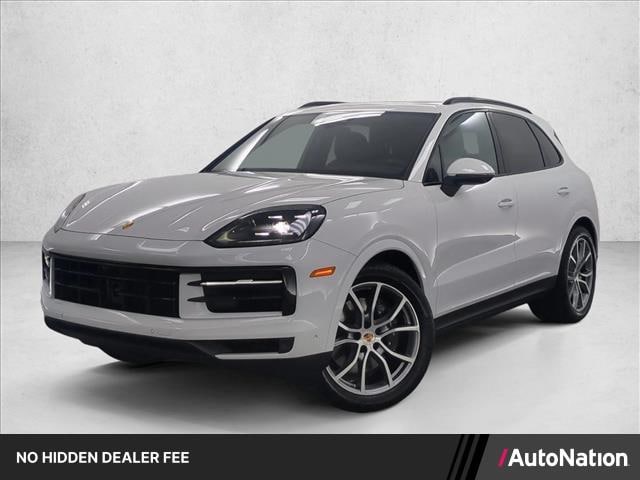 Photo of 2026 Porsche Cayenne Hybrid