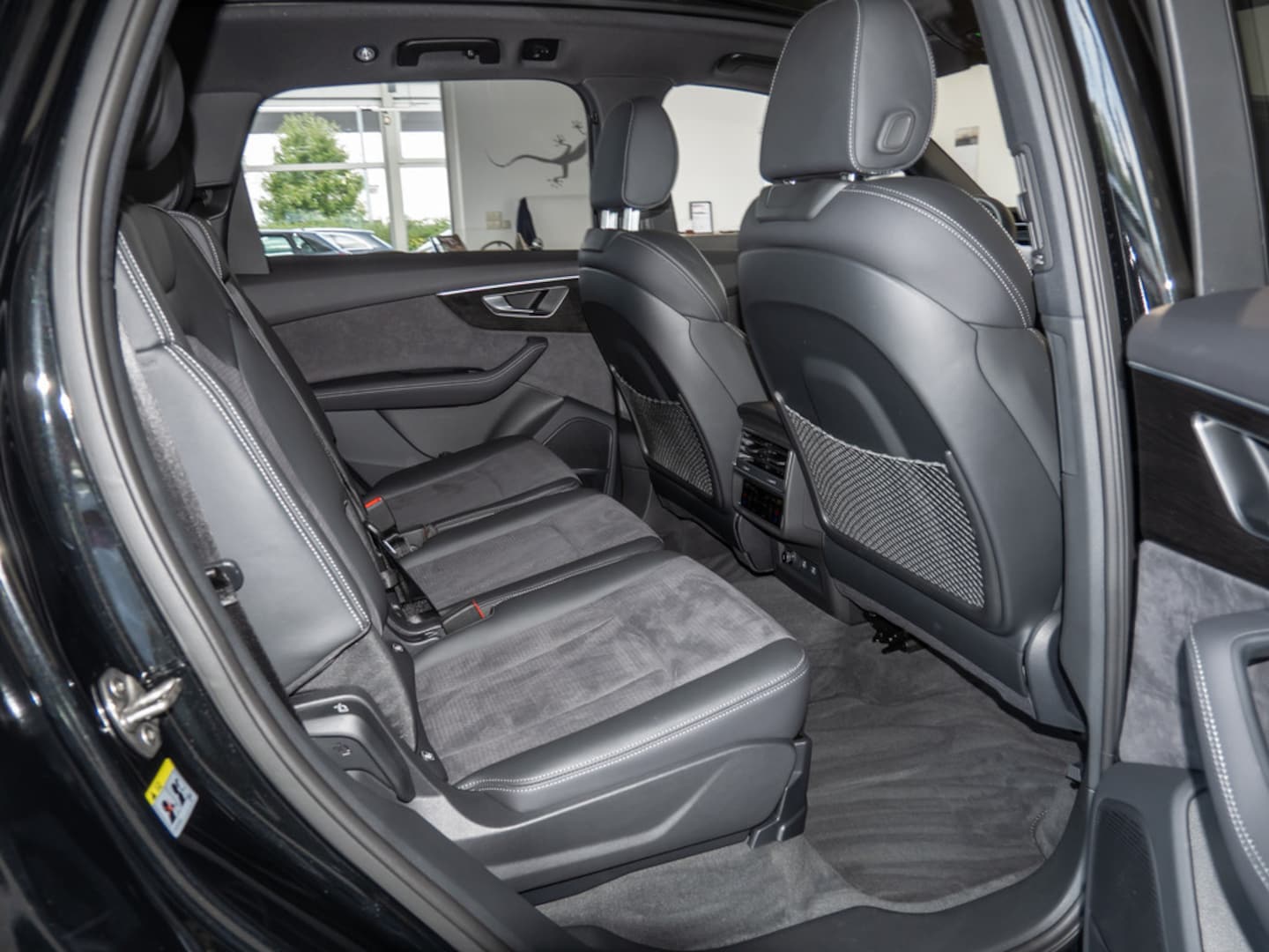 Bild über Audi Q7 SUV S line business TDI quattro 170 kW tiptronic - für weitere Informationen kontaktieren Sie den Audi Partner