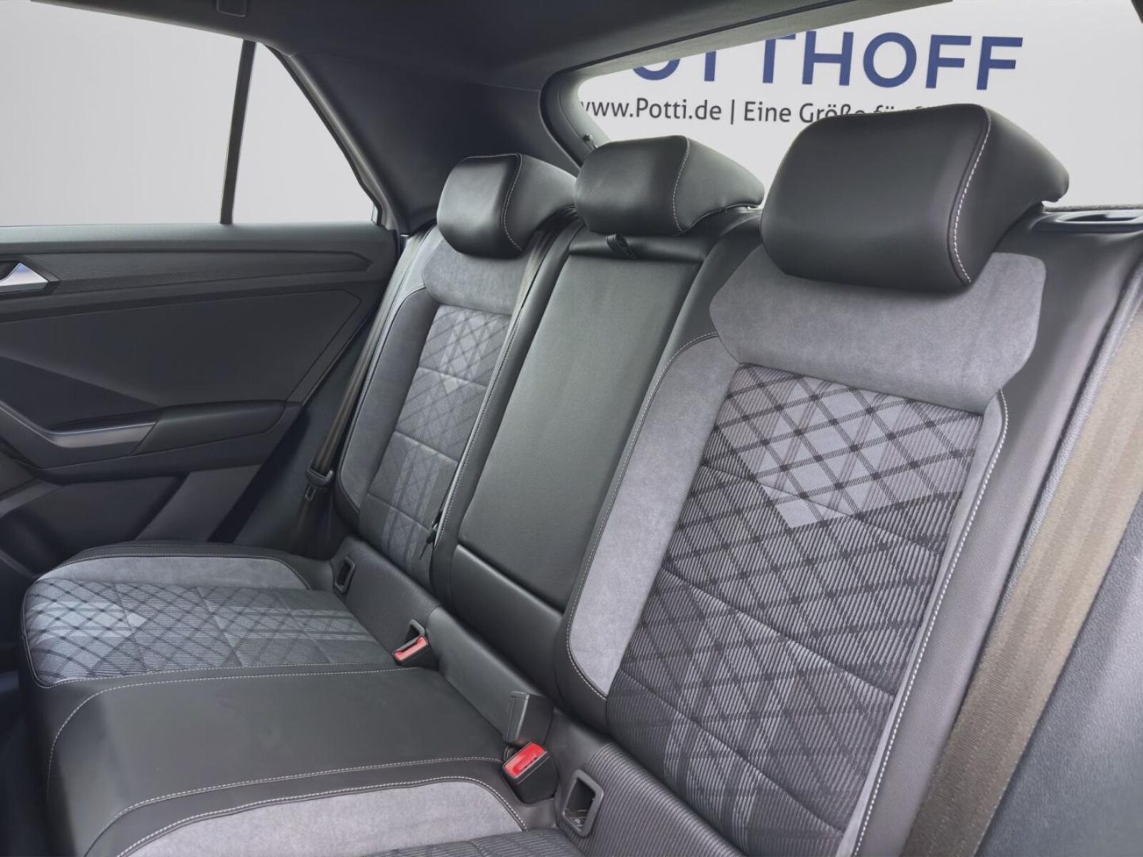 Volkswagen T-Roc – Bild 16