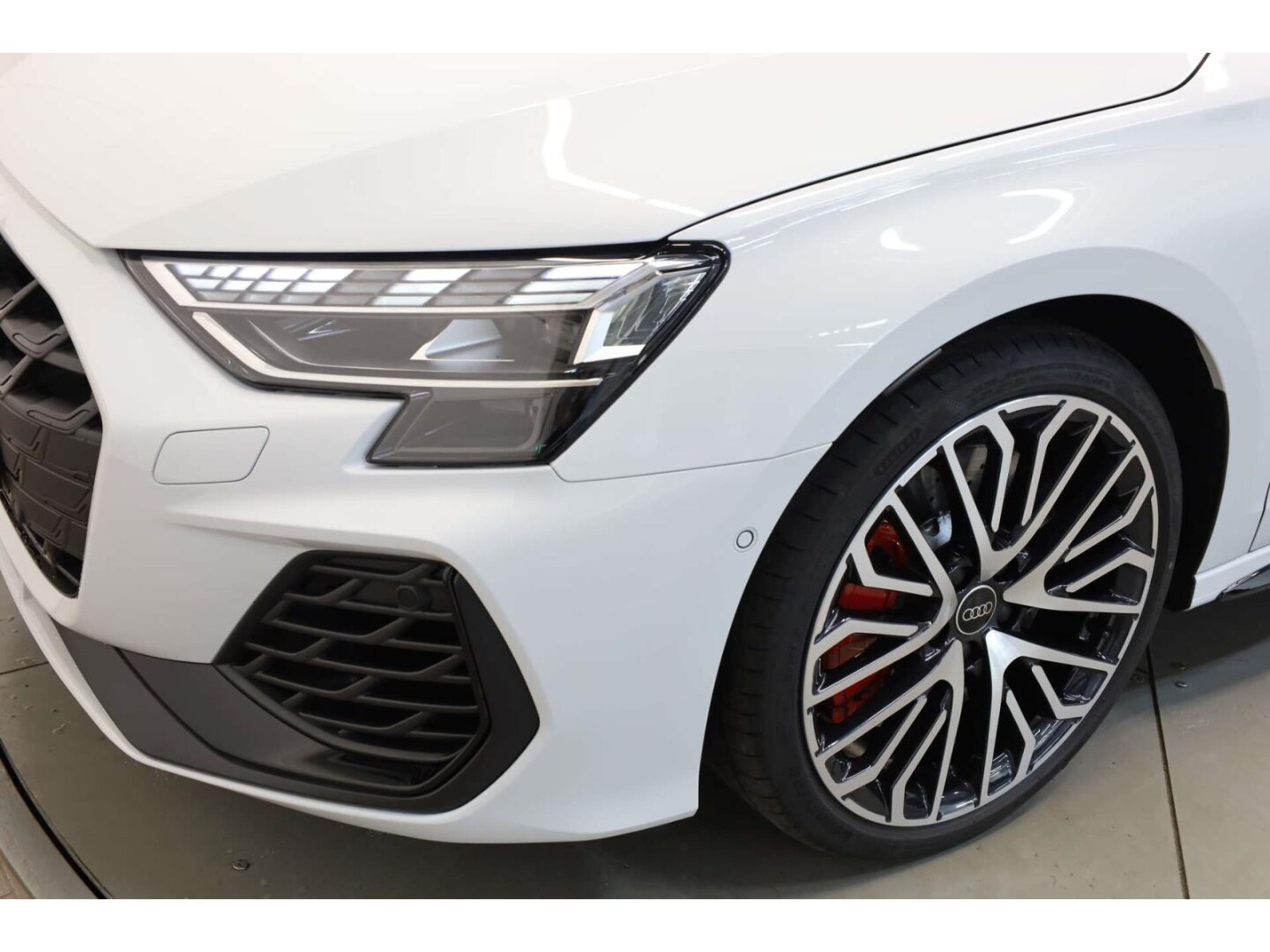 Image about Audi S3 Limousine TFSI quattro S tronic