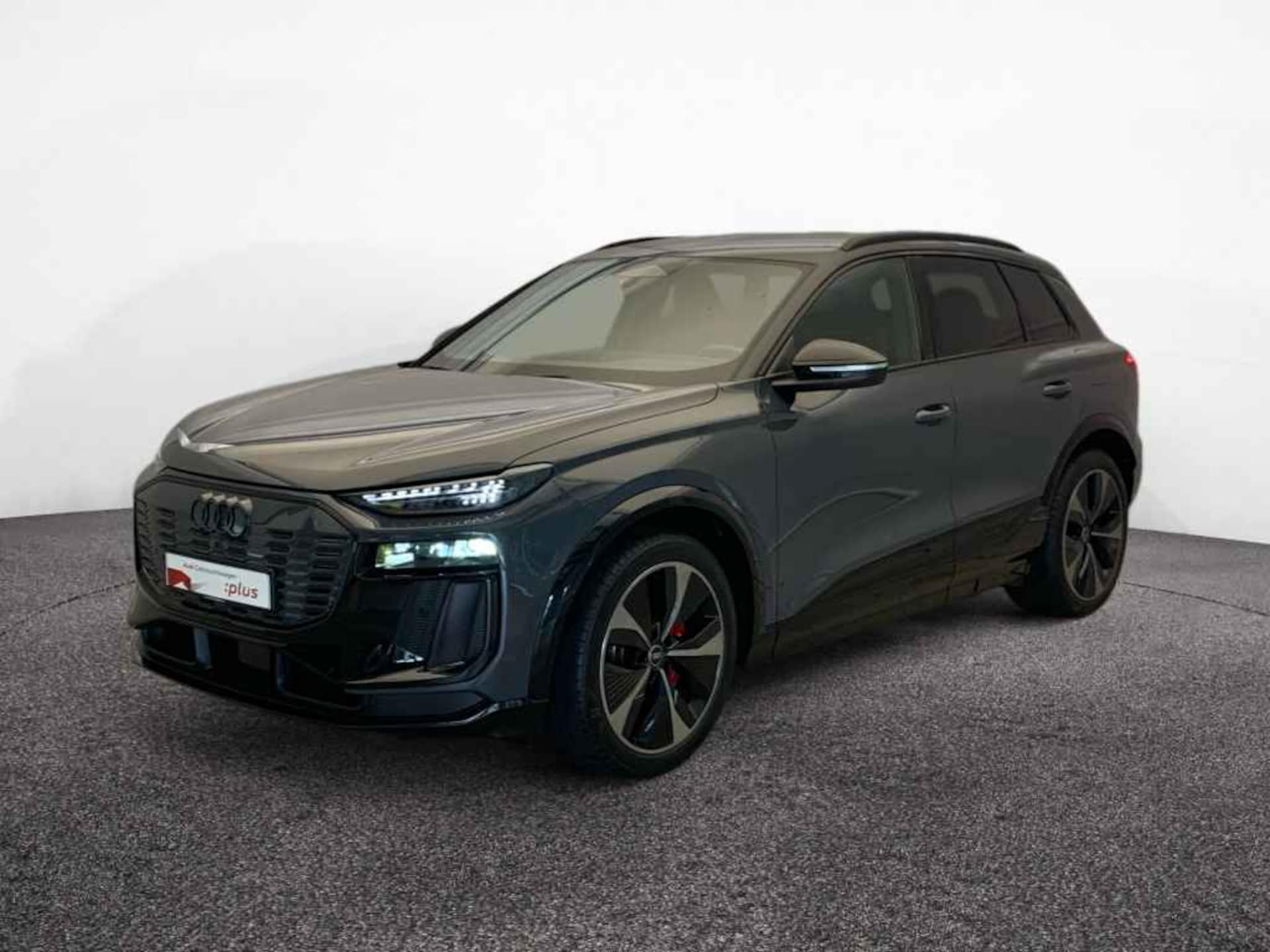 Audi SQ6 SUV e-tron
