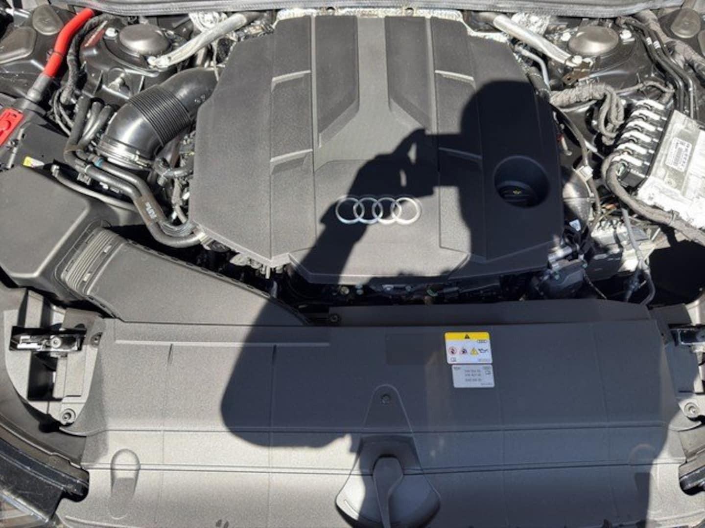 Bild über Audi A6 Avant S line 50 TDI quattro tiptronic - für weitere Informationen kontaktieren Sie den Audi Partner