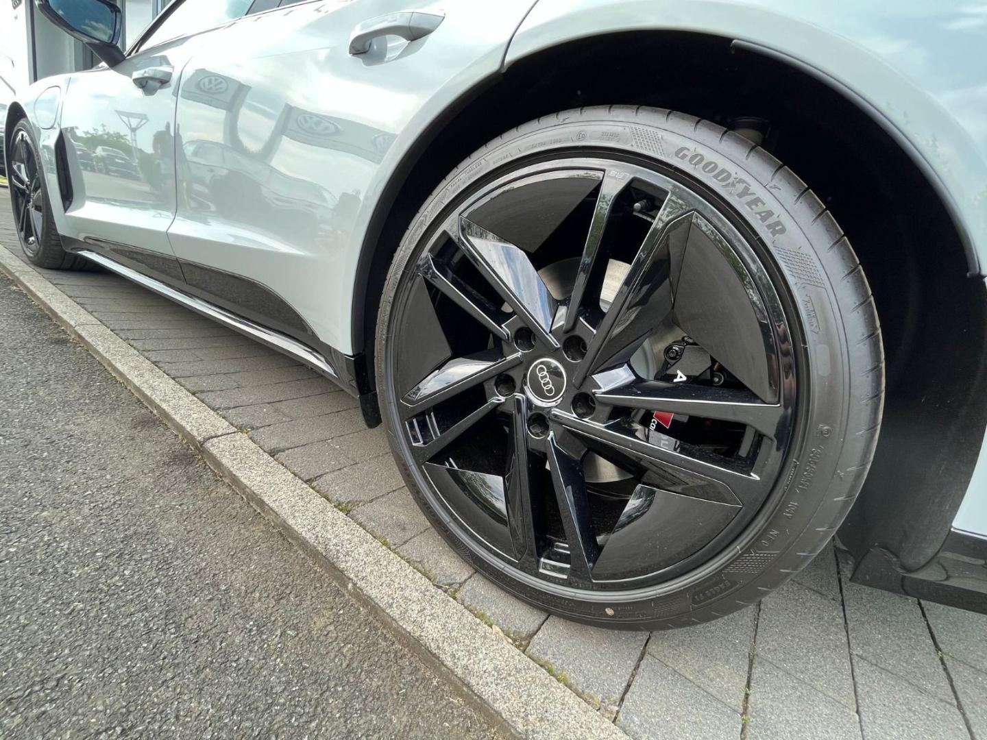 Image about Audi e-tron GT e-tron quattro