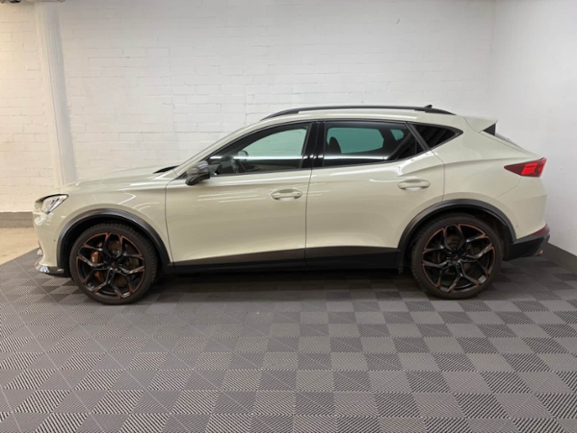 CUPRA Formentor VZ5