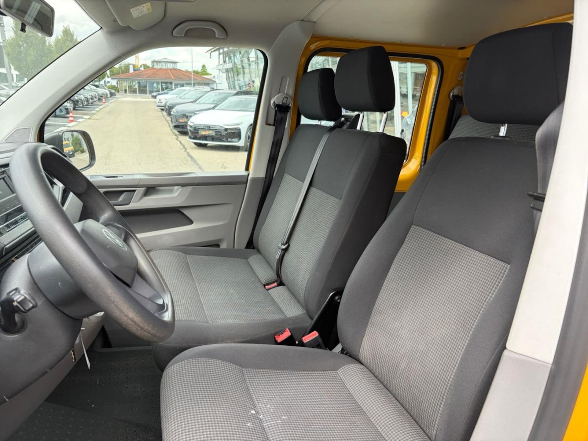 Volkswagen T6.1 Transporter Pritschenwagen Doppelkabine