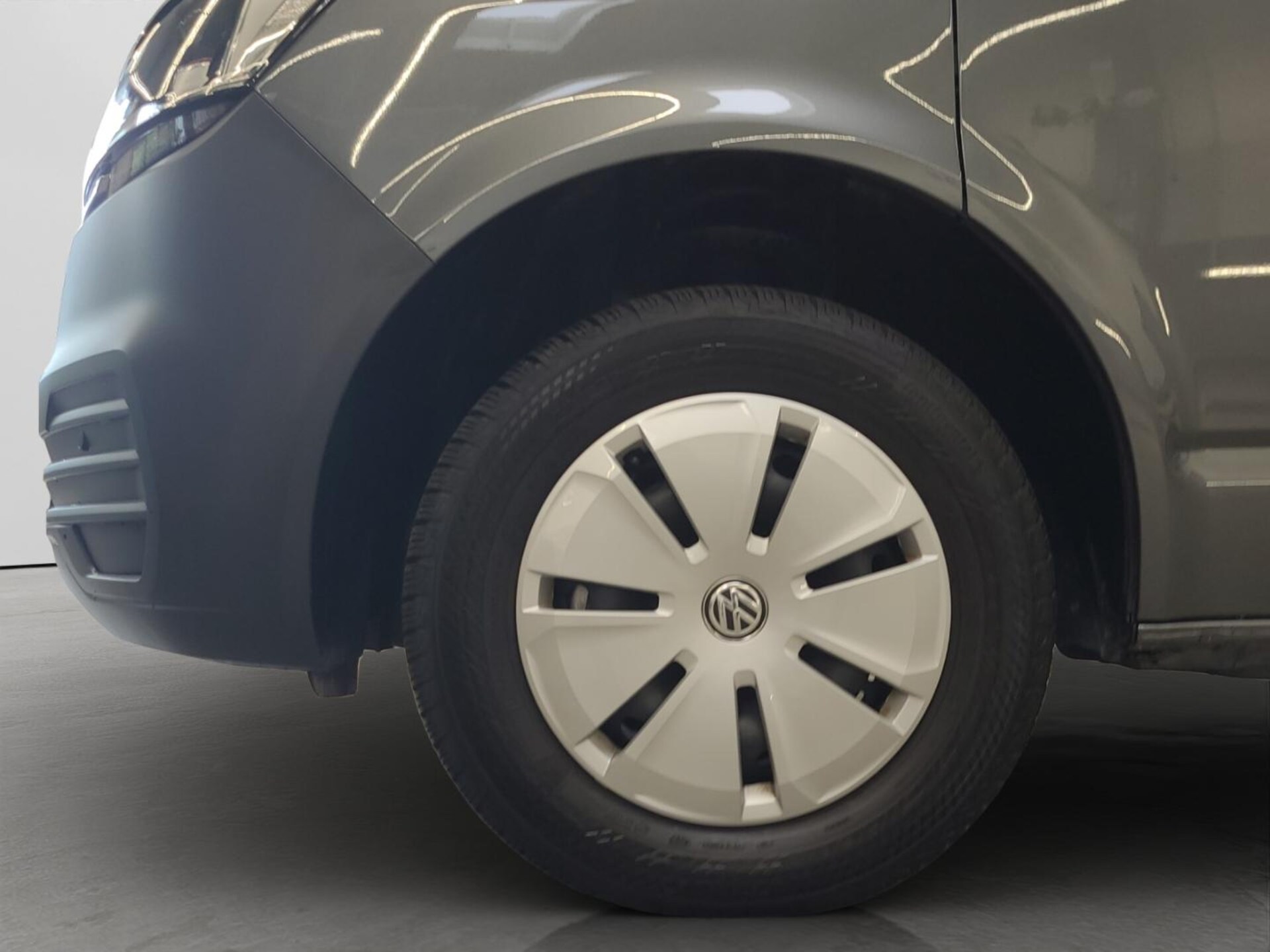Volkswagen T6.1 Transporter Kombi langer Radstand