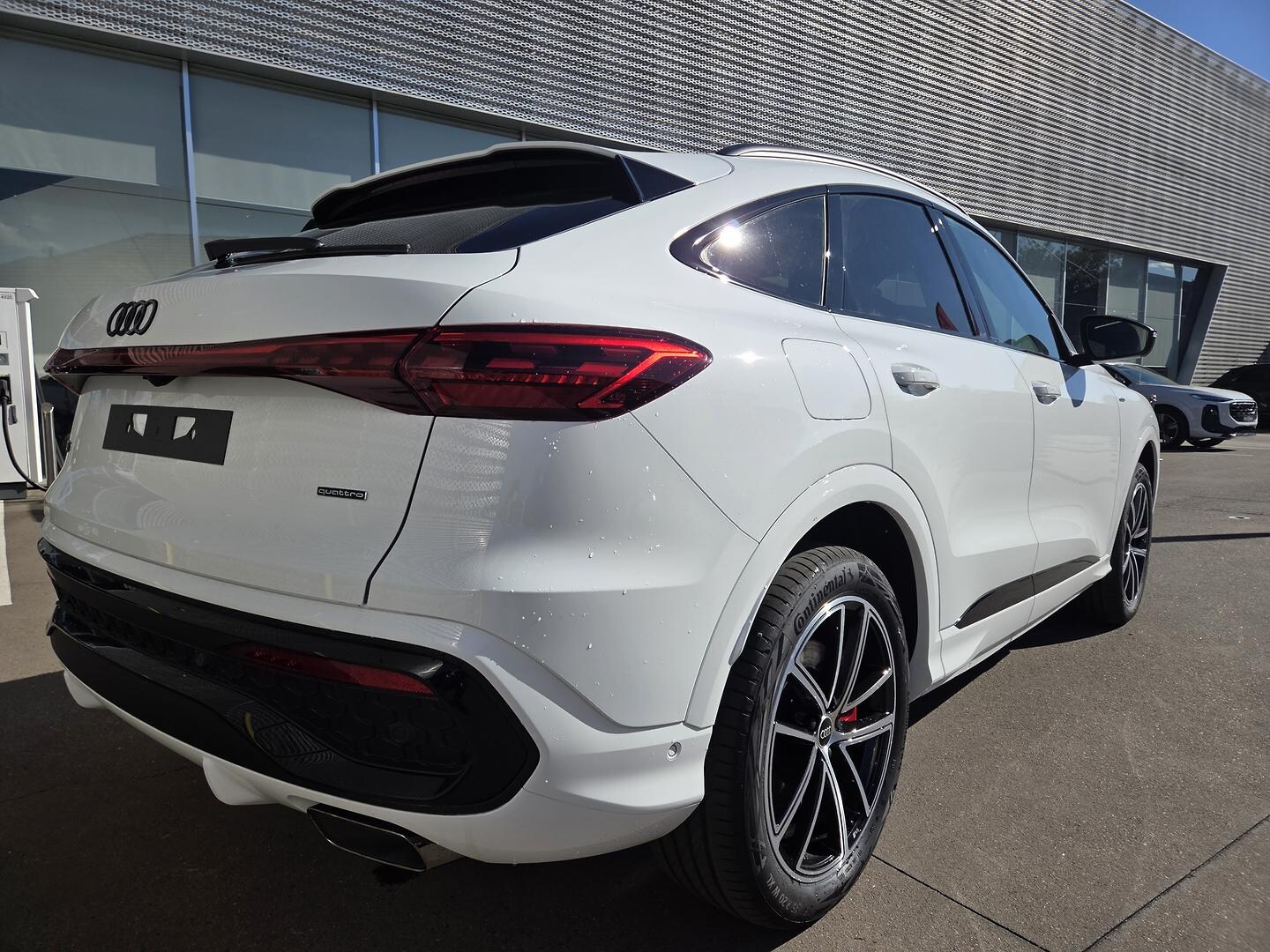 Image about Audi Q5 Sportback e-hybrid quattro S tronic