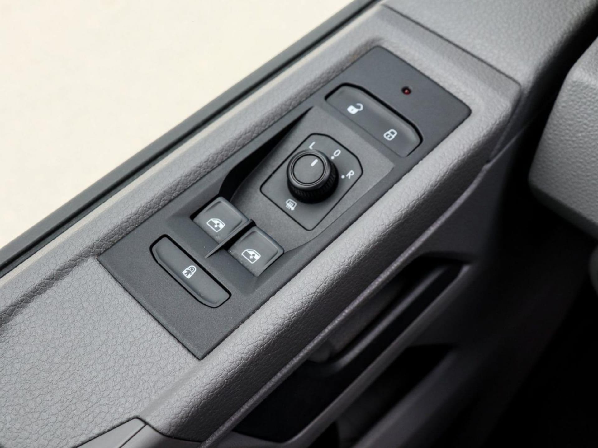 Volkswagen T6.1 Caravelle kurzer Radstand Trendline