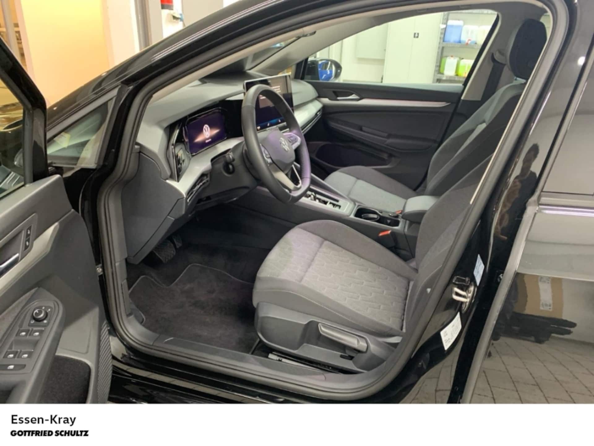 Volkswagen Golf Variant Life
