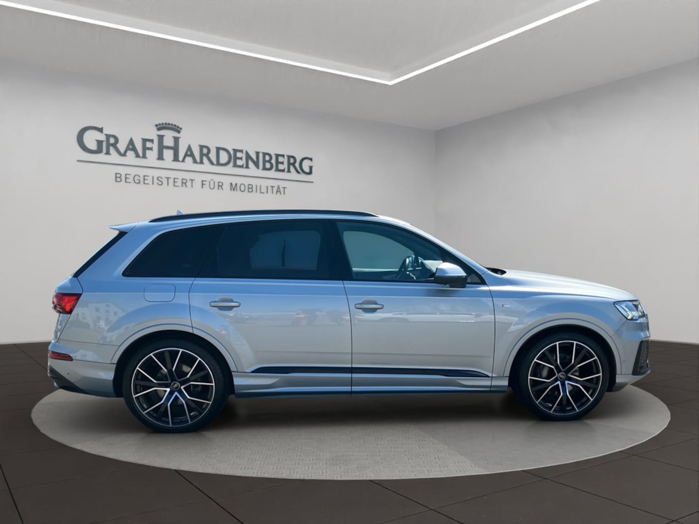 Bild über Audi Q7 competition plus 50 TDI quattro tiptronic - für weitere Informationen kontaktieren Sie den Audi Partner