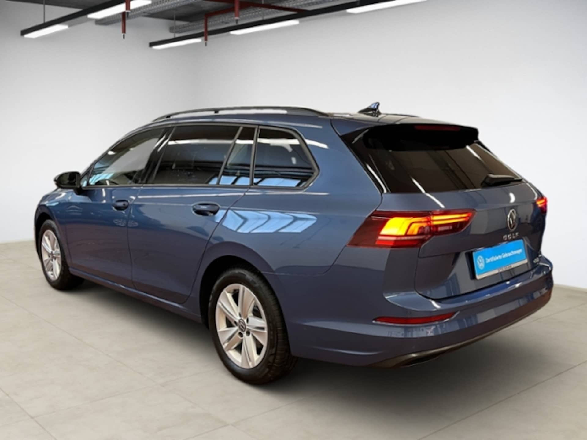 Volkswagen Golf Variant Life