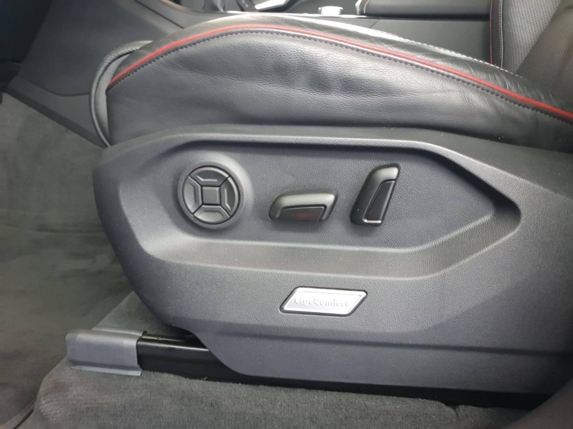 Volkswagen Touareg Elegance