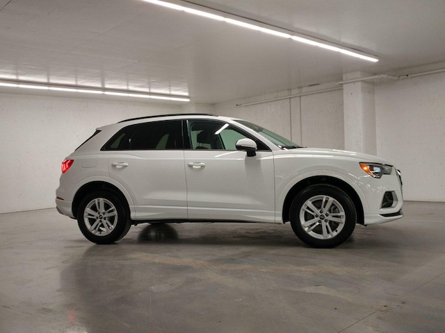2022 Audi Audi Q3