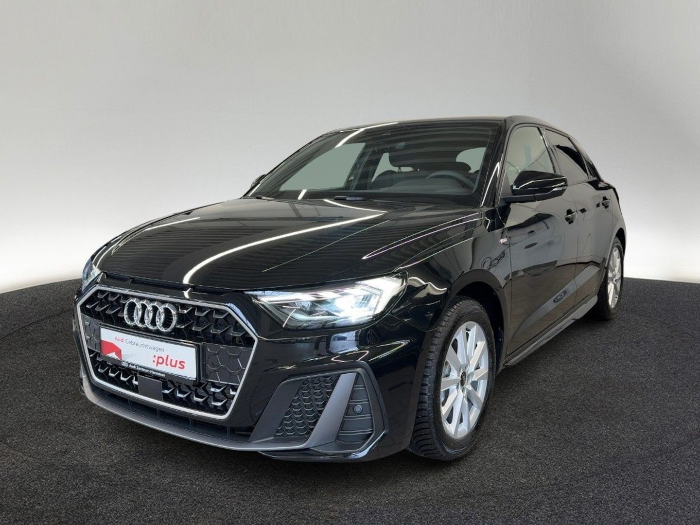 Bild über Audi A1 Sportback S line 30 TFSI S tronic - für weitere Informationen kontaktieren Sie den Audi Partner