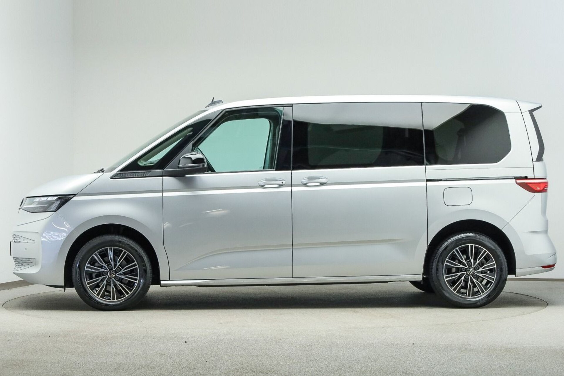 Volkswagen Multivan Basis-Modell