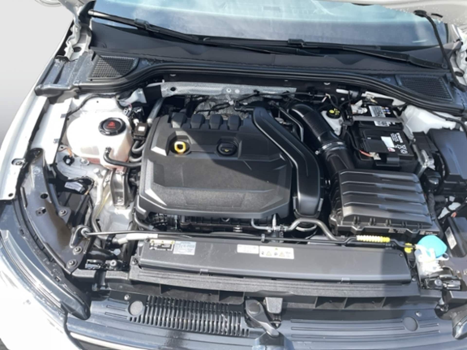 Volkswagen Golf Variant Life