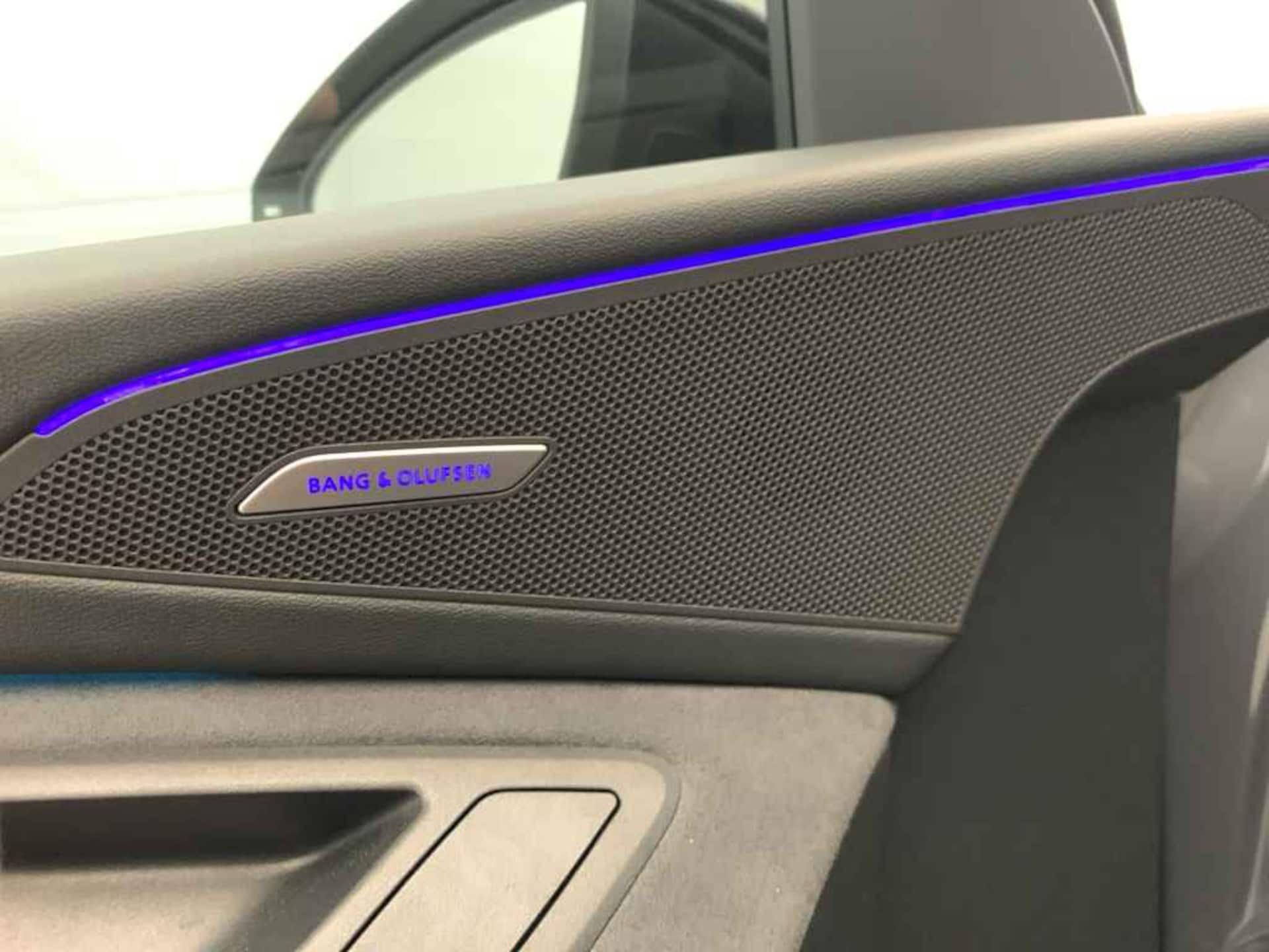 Audi SQ6 SUV e-tron