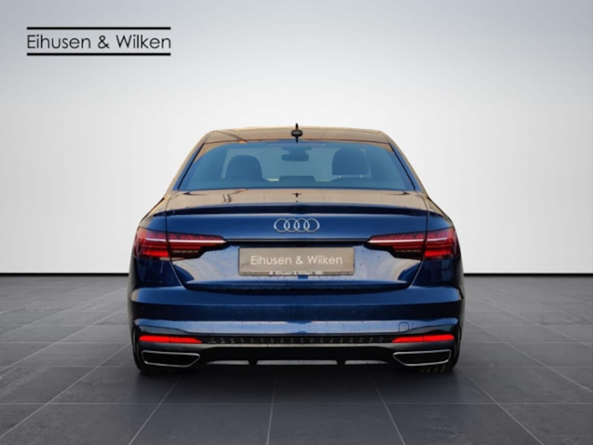 Audi A4 Limousine S line