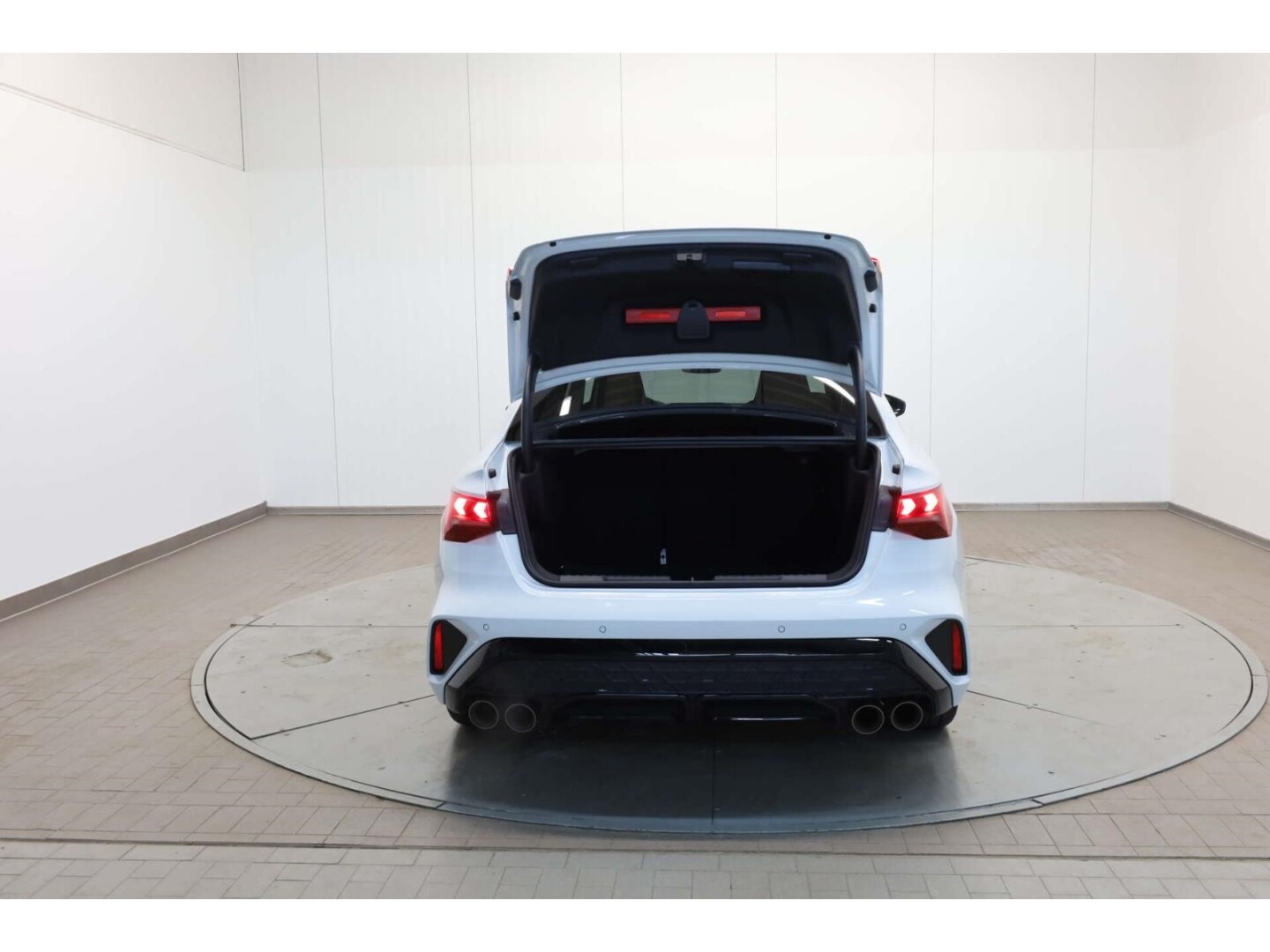 Image about Audi S3 Limousine TFSI quattro S tronic