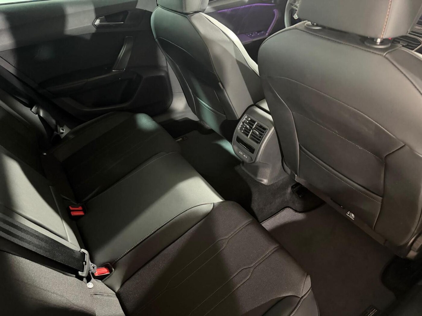 CUPRA Leon Sportstourer 1.5 TSI e-Hybrid DSG 150 kW (204 CV) — photo 7