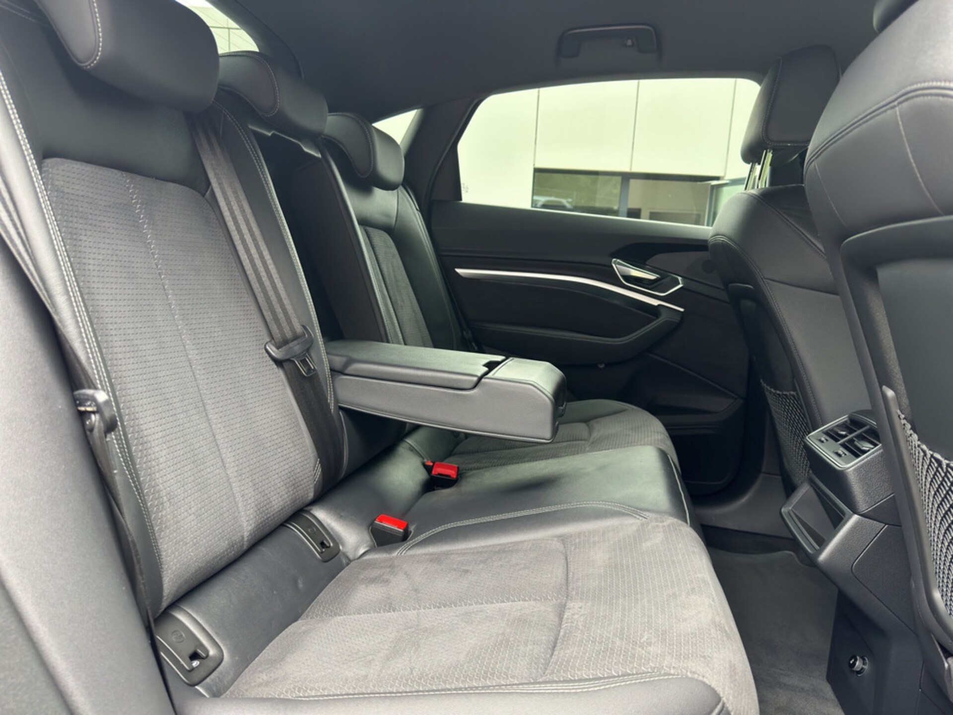 Audi e-tron Sportback S line