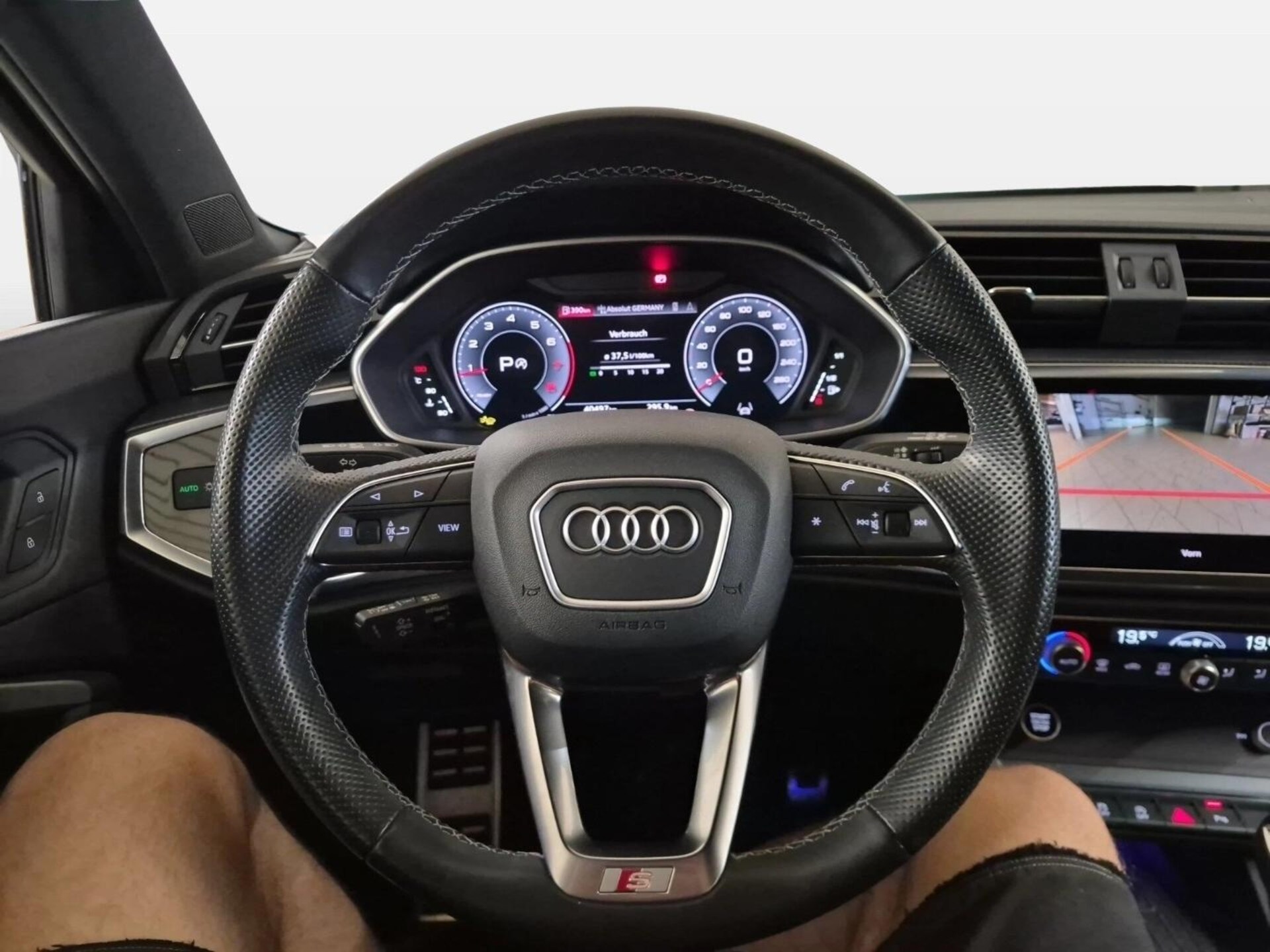 Audi Q3 SUV S line