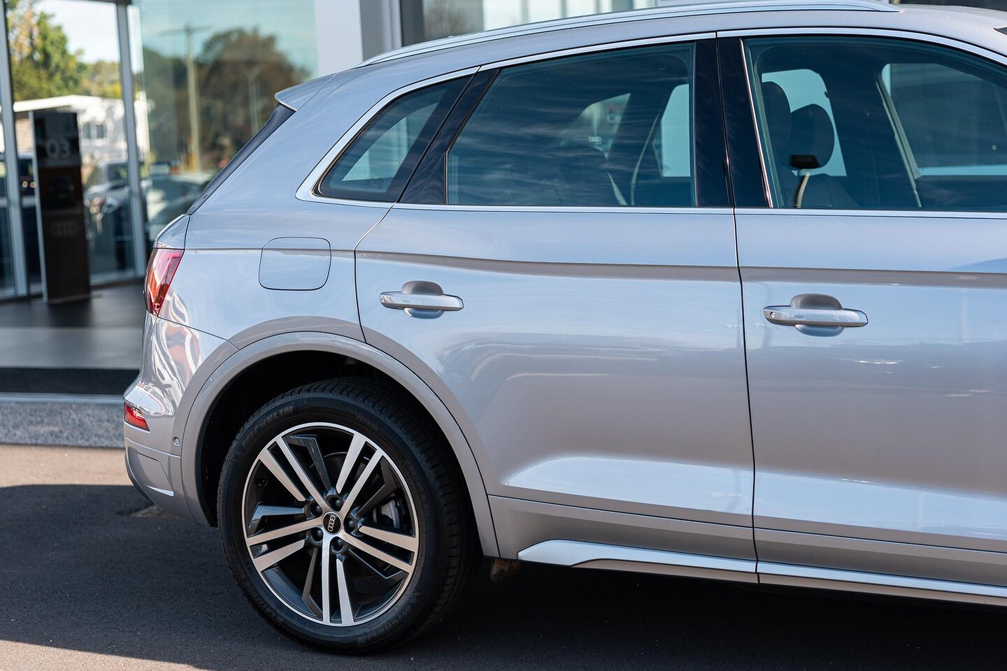 Image about Audi Q5 Sport 40 TDI quattro S tronic