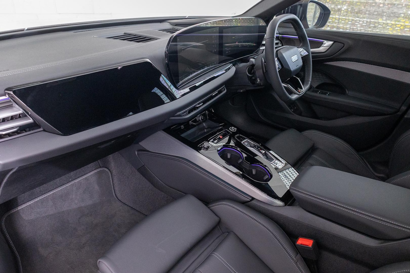 Image about Audi A5 Avant TFSI e e-hybrid quattro 270 kW S tronic